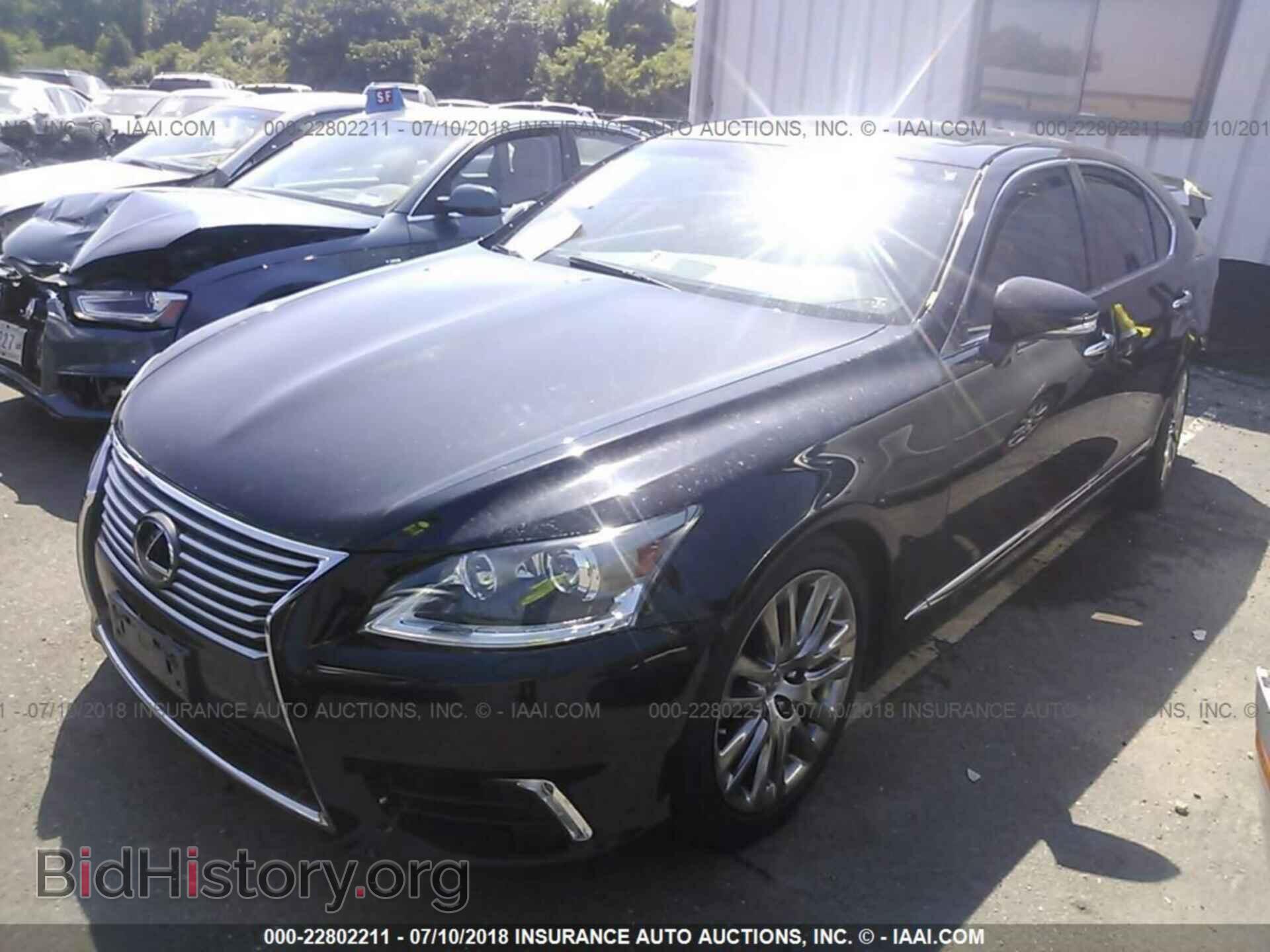 2014 Lexus Ls - VIN: JTHCL5EF7E5022715 - Photo 2