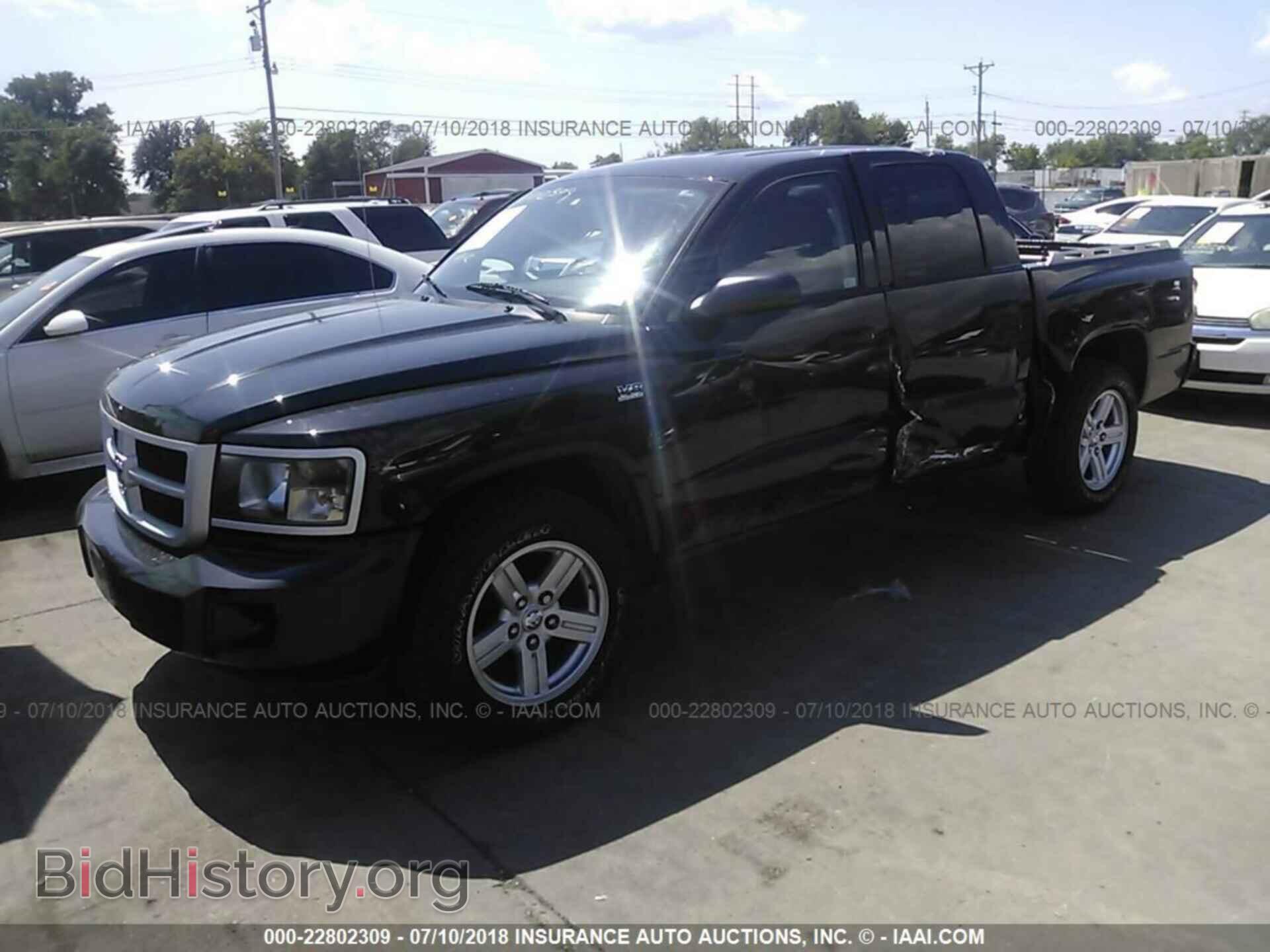 2011 Dodge Dakota - VIN: 1D7RE3GP3BS553333 - Фото 2