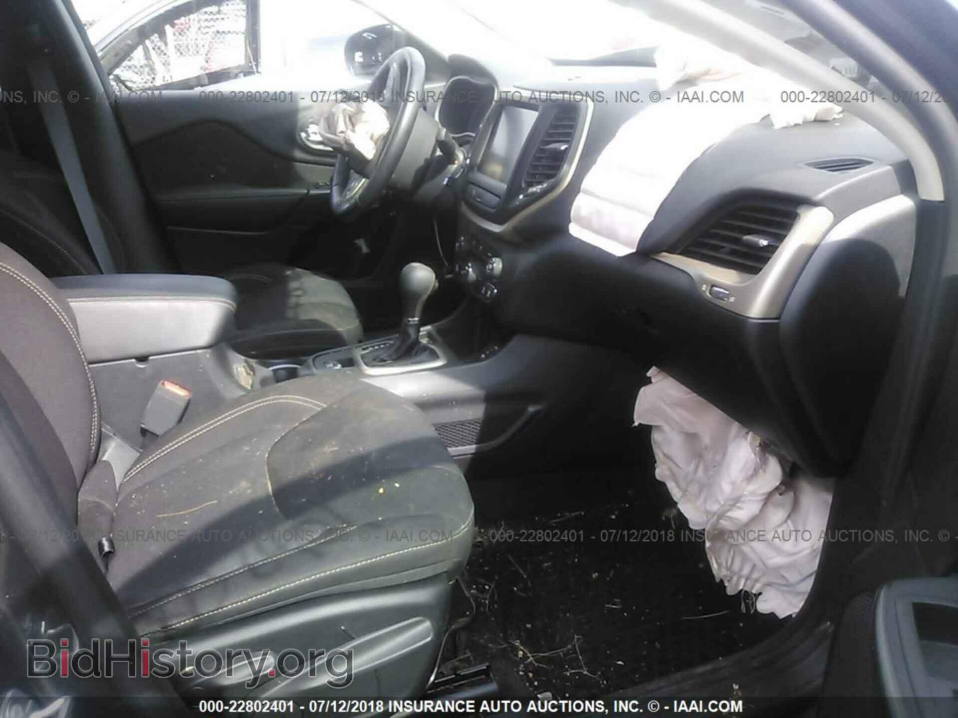 2017 Jeep Cherokee - VIN: 1C4PJLCB8HW508624 - Фото 5