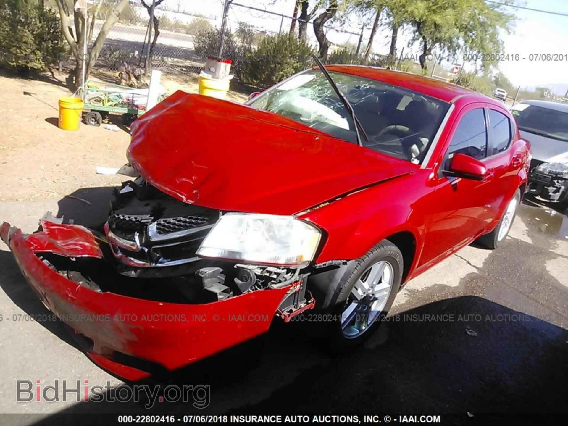 2011 Dodge Avenger - VIN: 1B3BD1FB2BN579530 - Photo 2