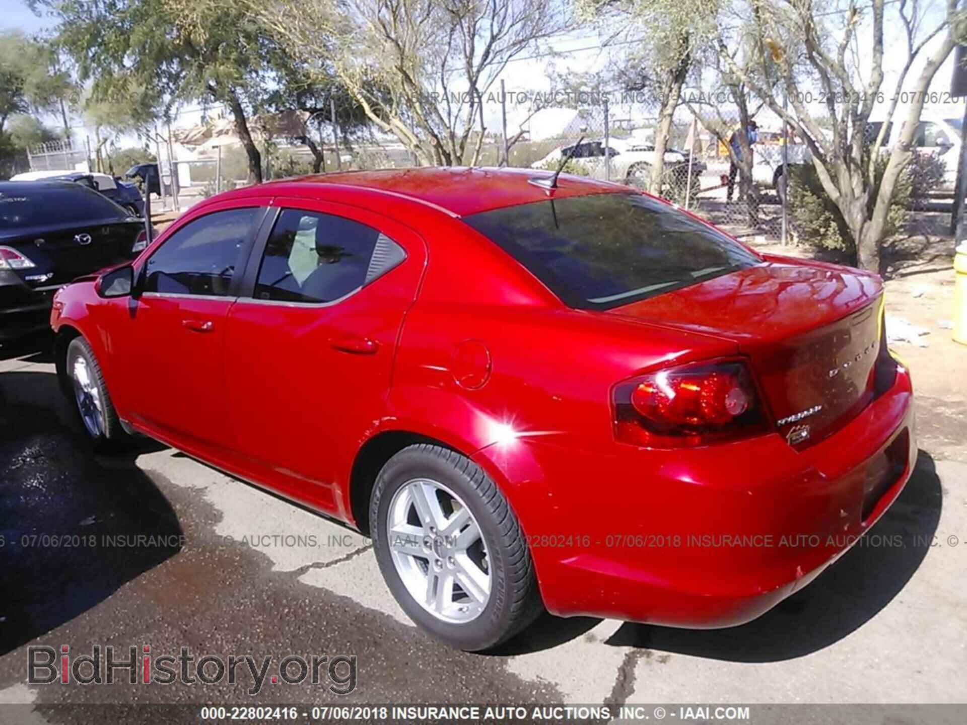 2011 Dodge Avenger - VIN: 1B3BD1FB2BN579530 - Photo 3