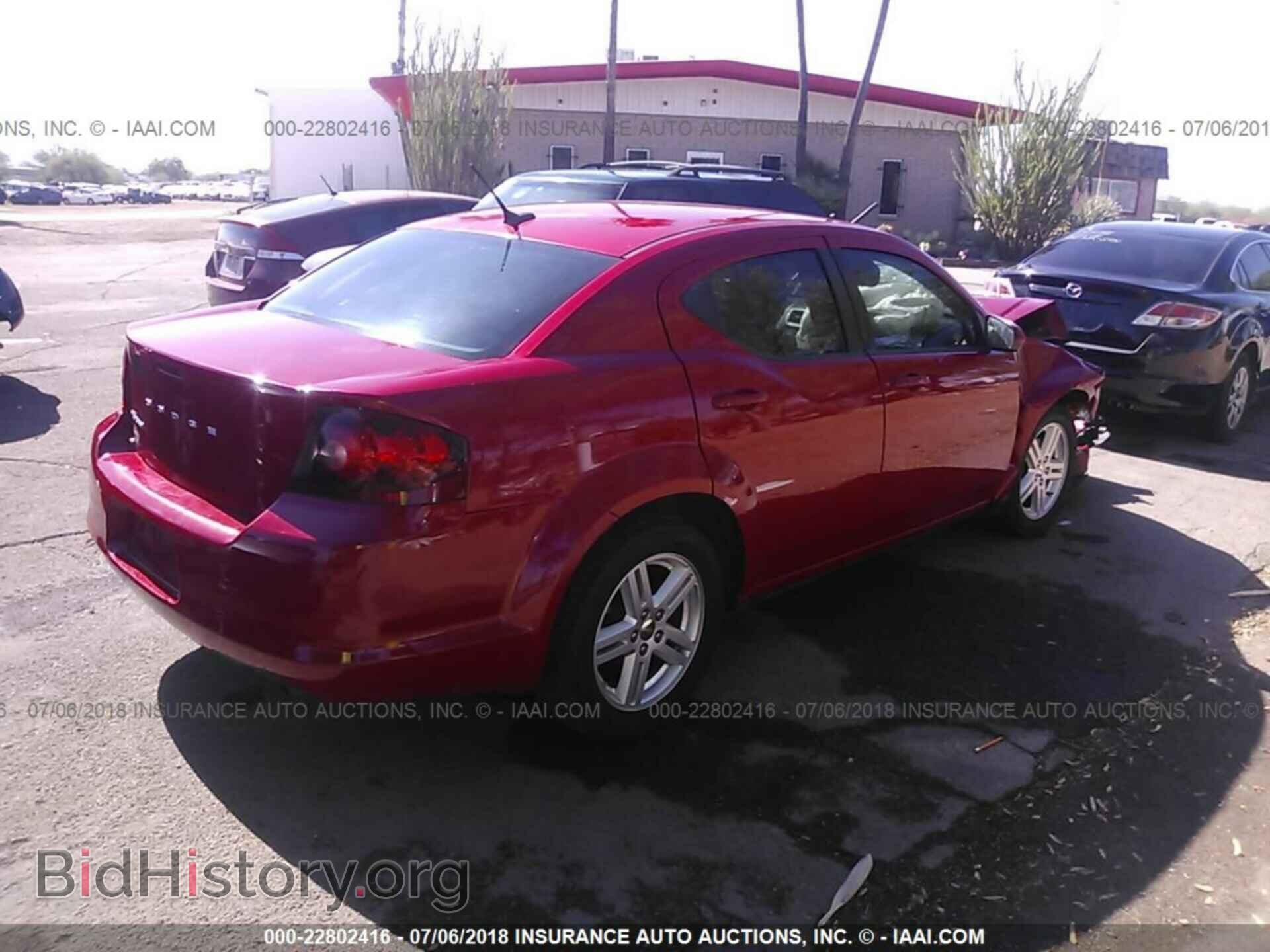 2011 Dodge Avenger - VIN: 1B3BD1FB2BN579530 - Photo 4