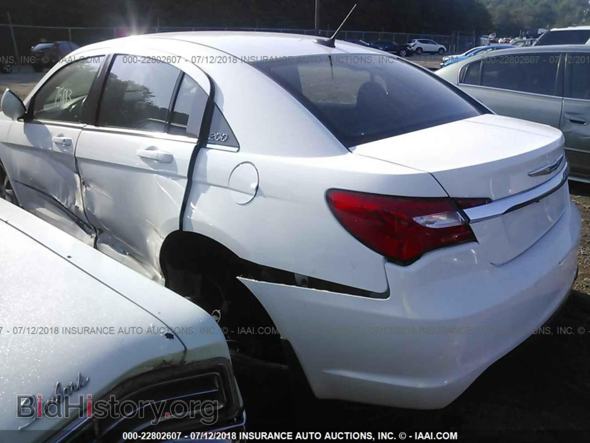 2012 Chrysler 200 - VIN: 1C3CCBBG8CN306370 - Фото 6
