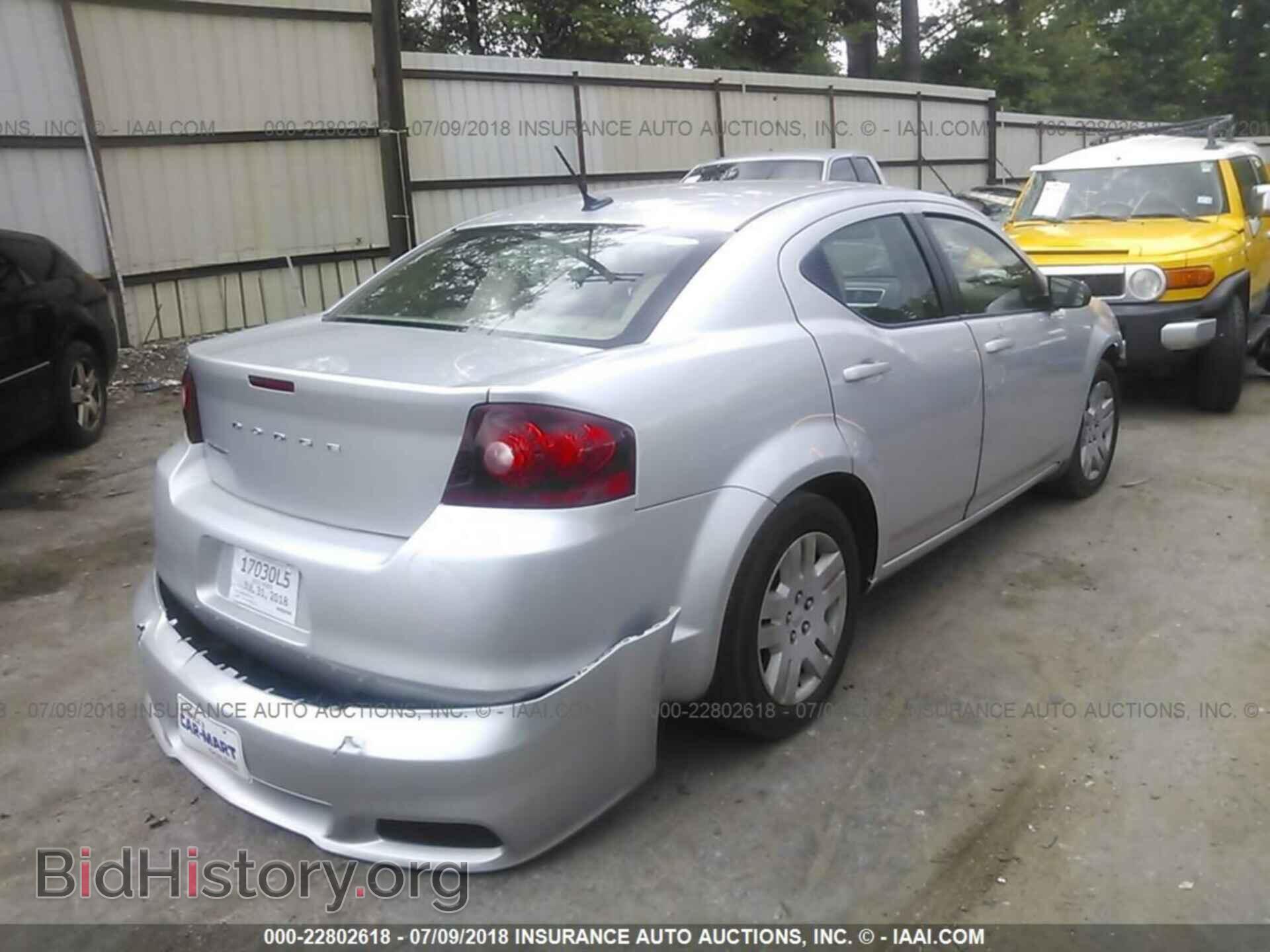 2011 Dodge Avenger - VIN: 1B3BD4FB6BN624776 - Photo 4