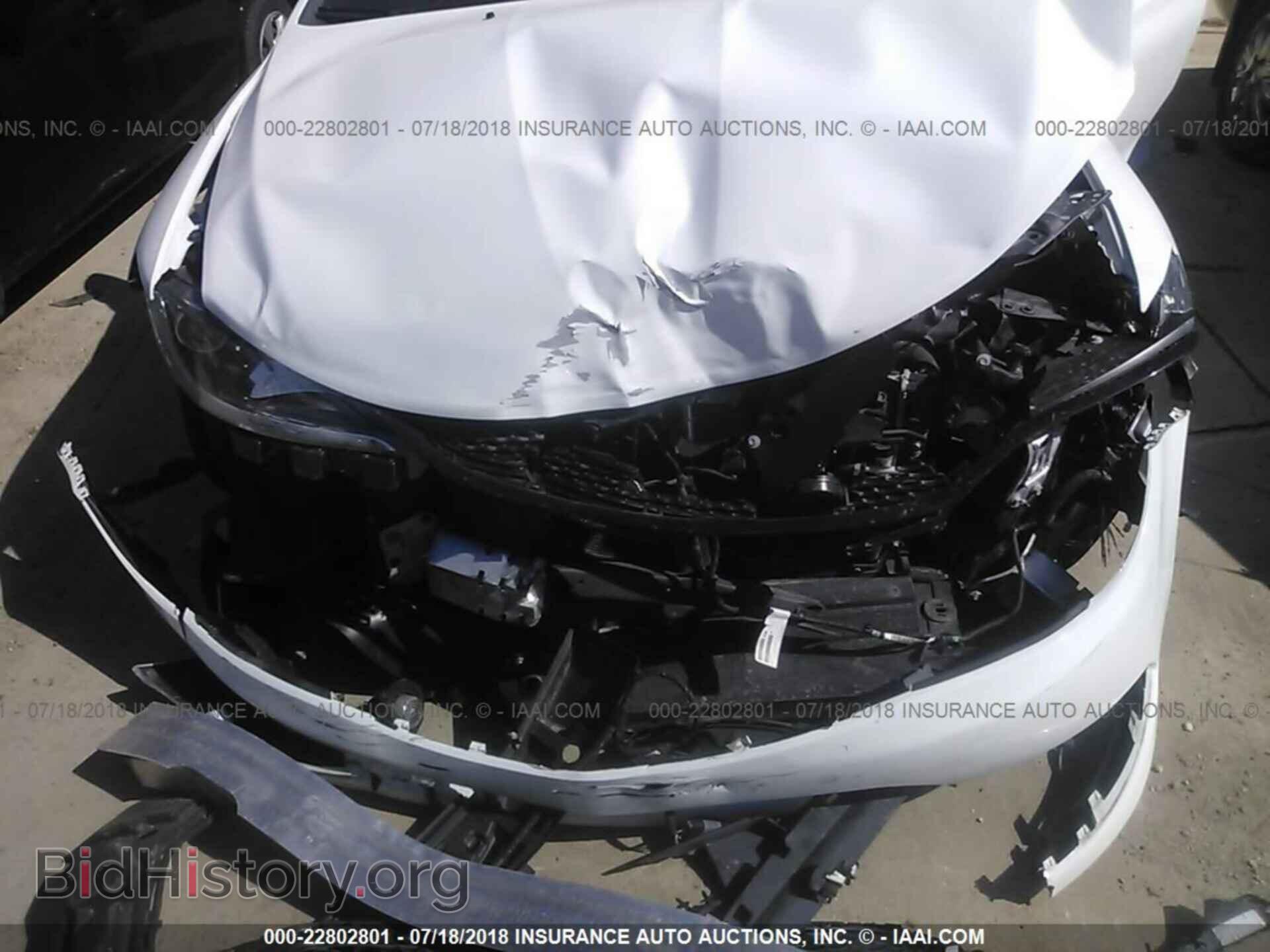 2016 Chrysler 200 - VIN: 1C3CCCBB4GN113911 - Photo 6