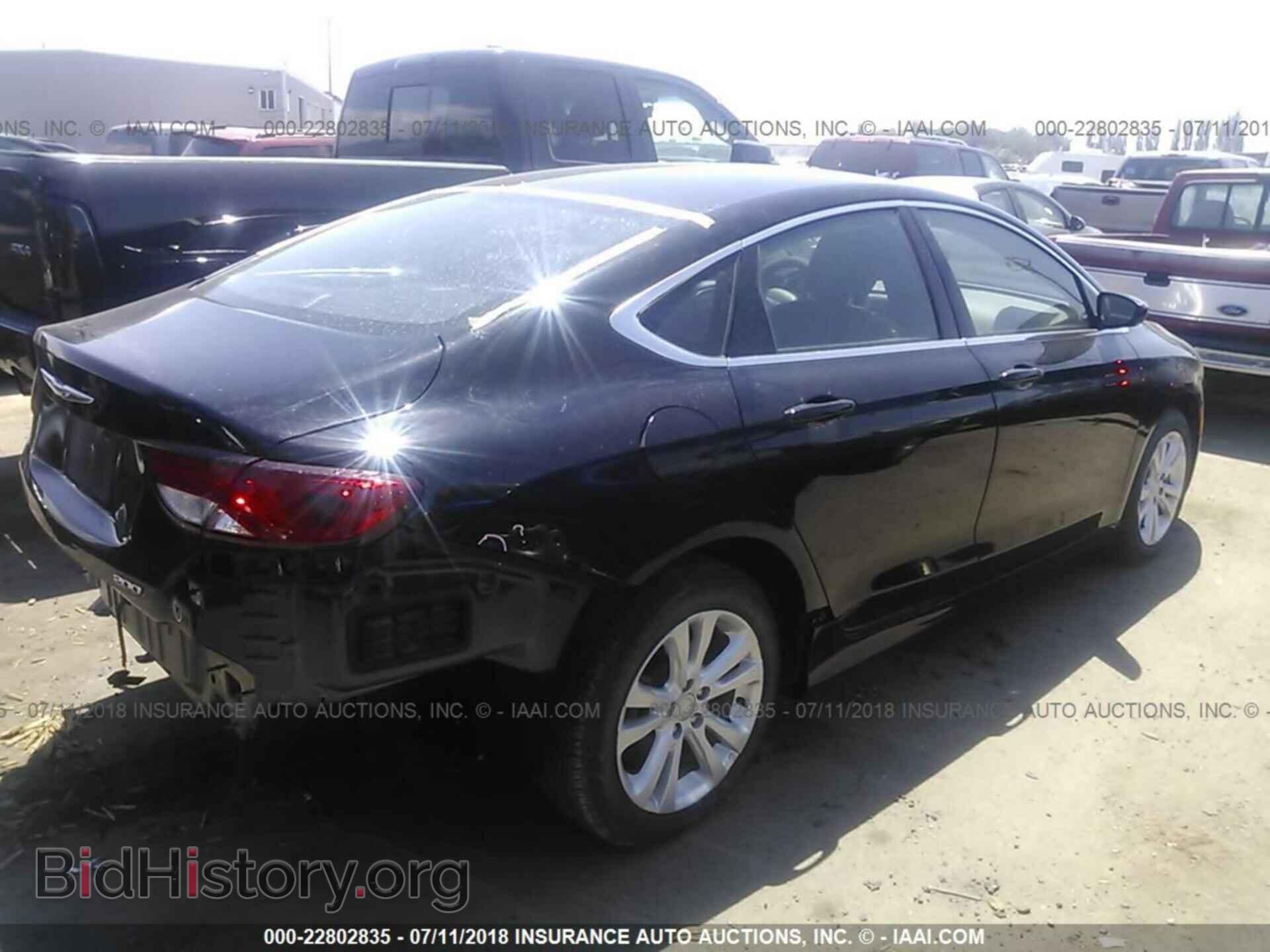2016 Chrysler 200 - VIN: 1C3CCCAB0GN111932 - Photo 4