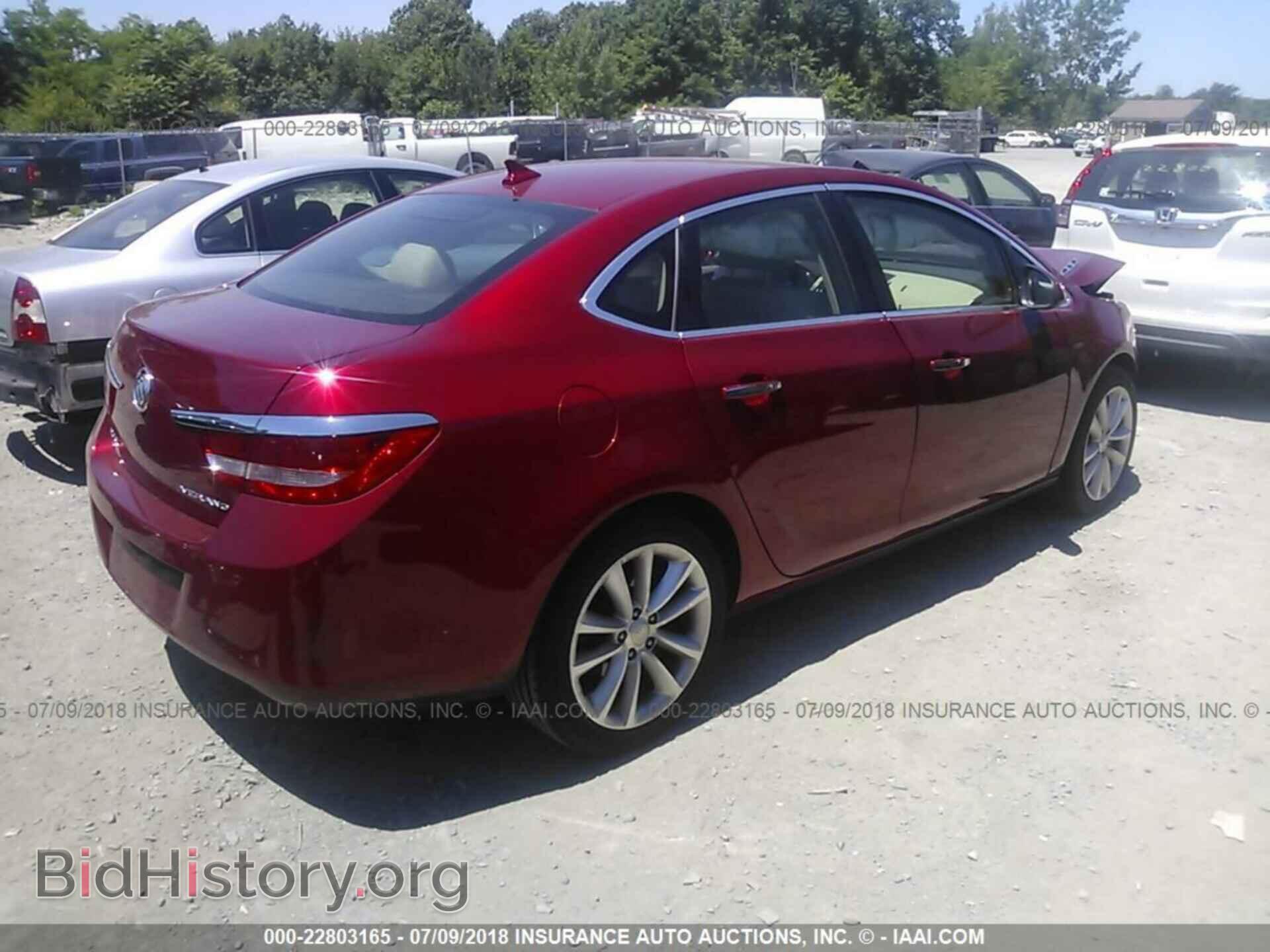 2014 Buick Verano - VIN: 1G4PR5SK8E4137473 - Photo 4