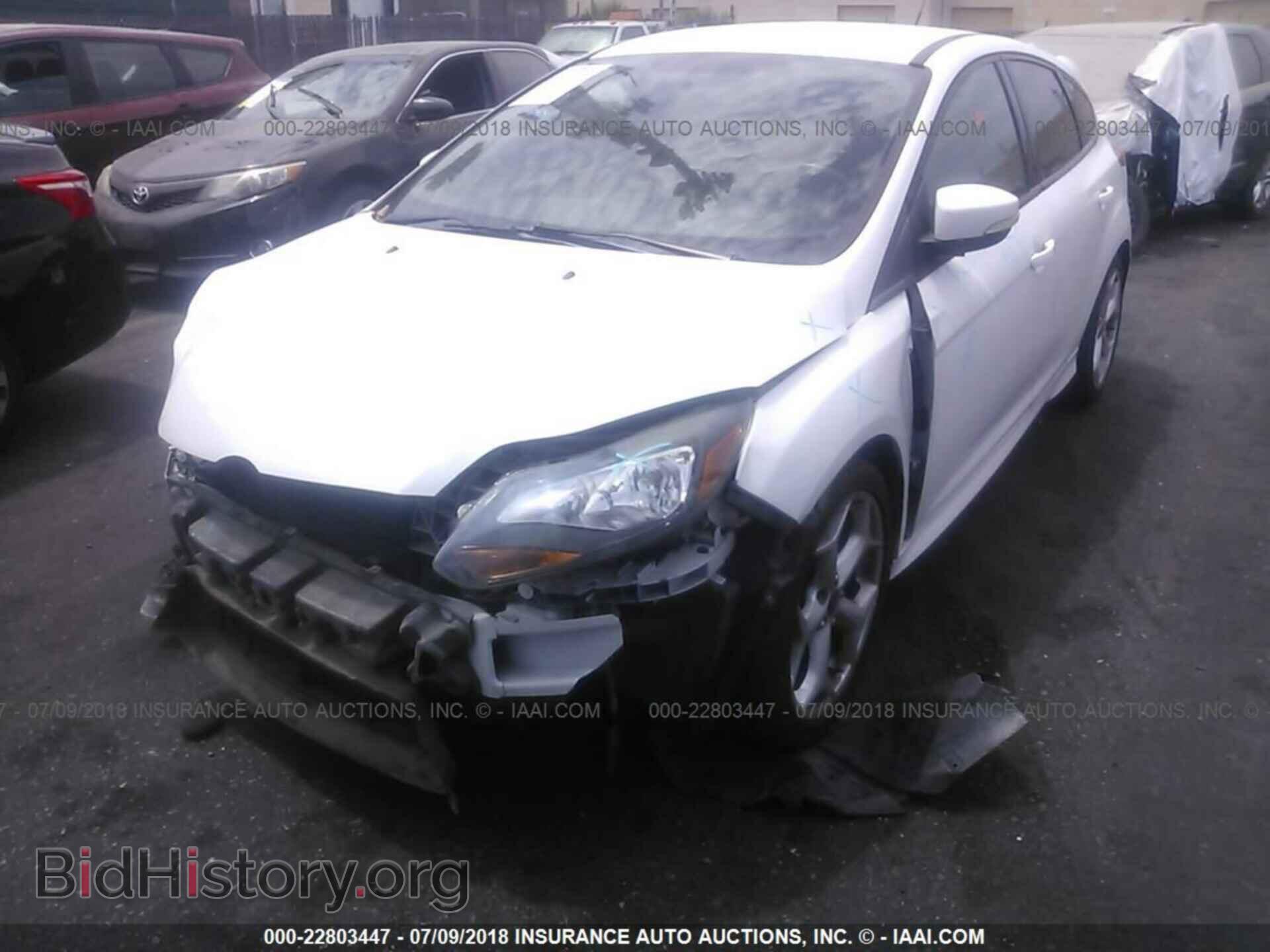 2013 Ford Focus - VIN: 1FADP3L91DL127665 - Photo 2