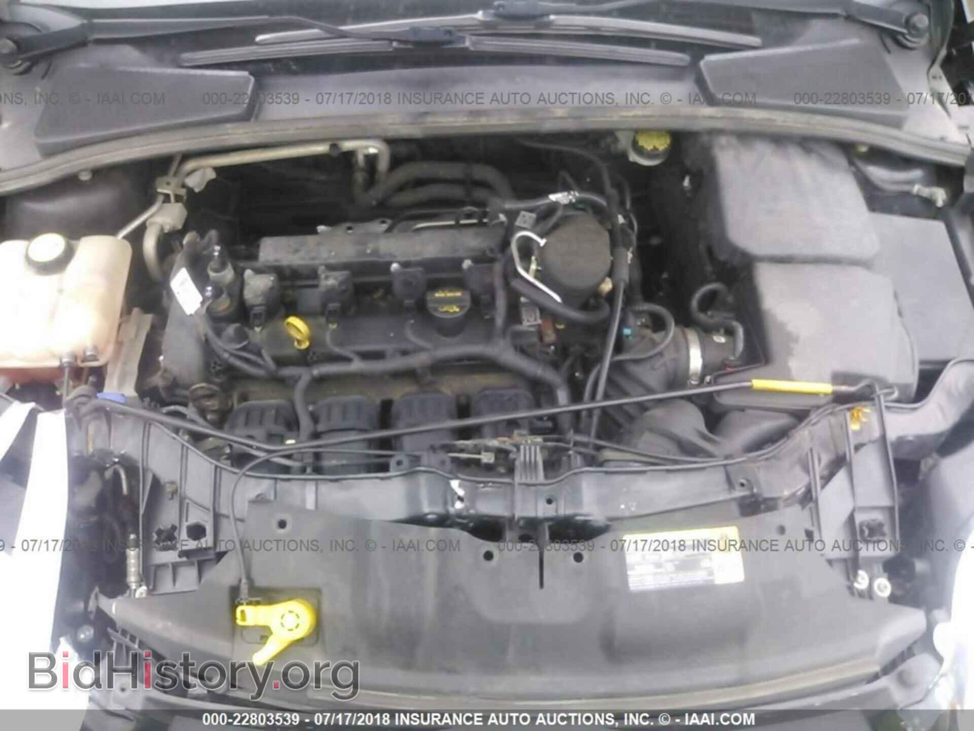 2012 Ford Focus - VIN: 1FAHP3E24CL464766 - Photo 10