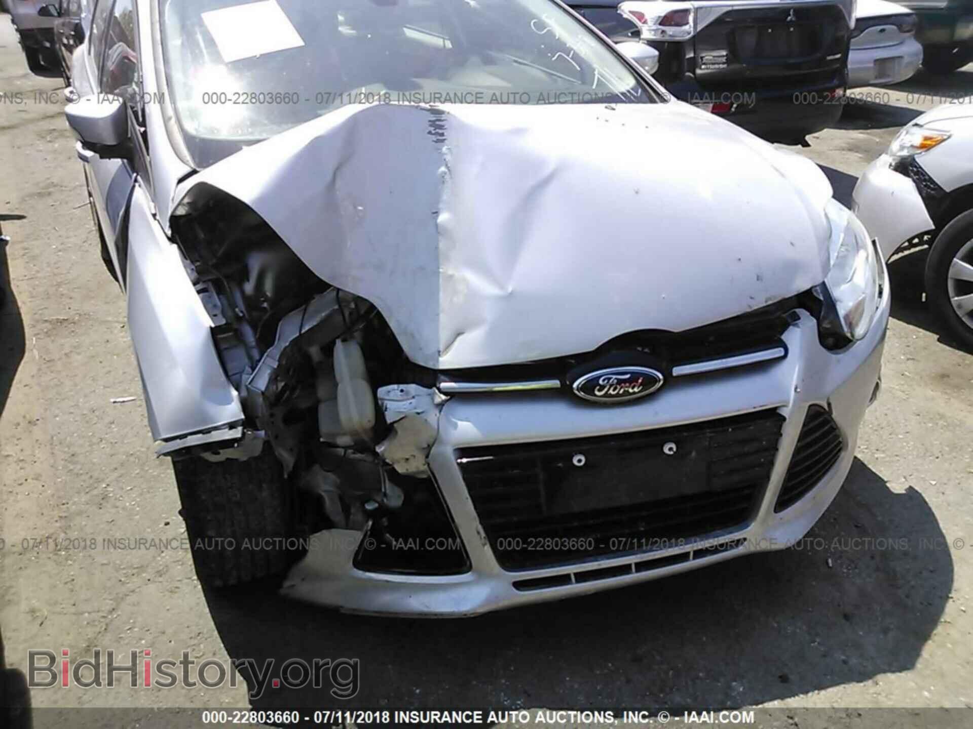 2012 Ford Focus - VIN: 1FAHP3H21CL358299 - Photo 6