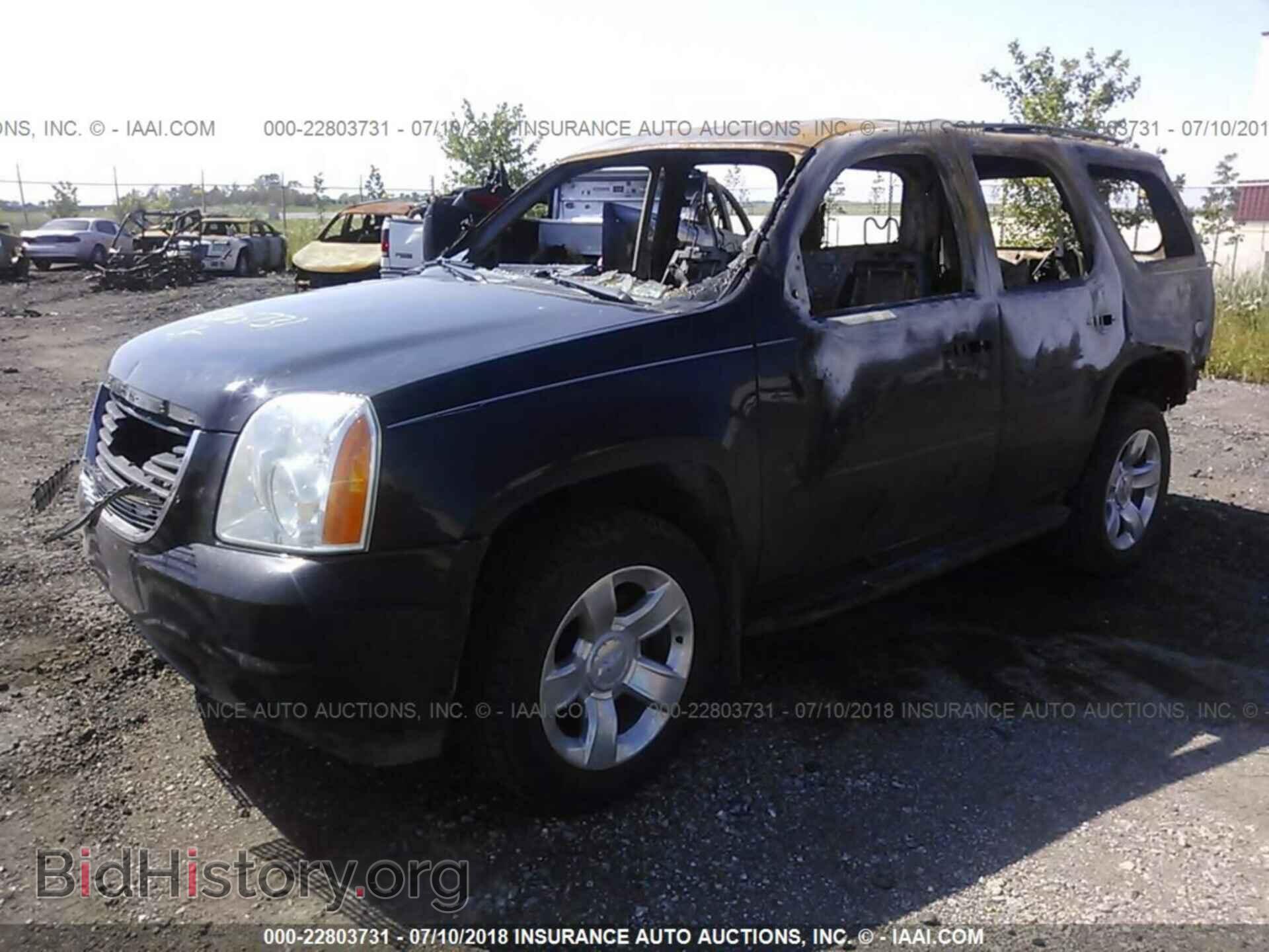 2014 Gmc Yukon - VIN: 1GKS2CE05ER106643 - Фото 2