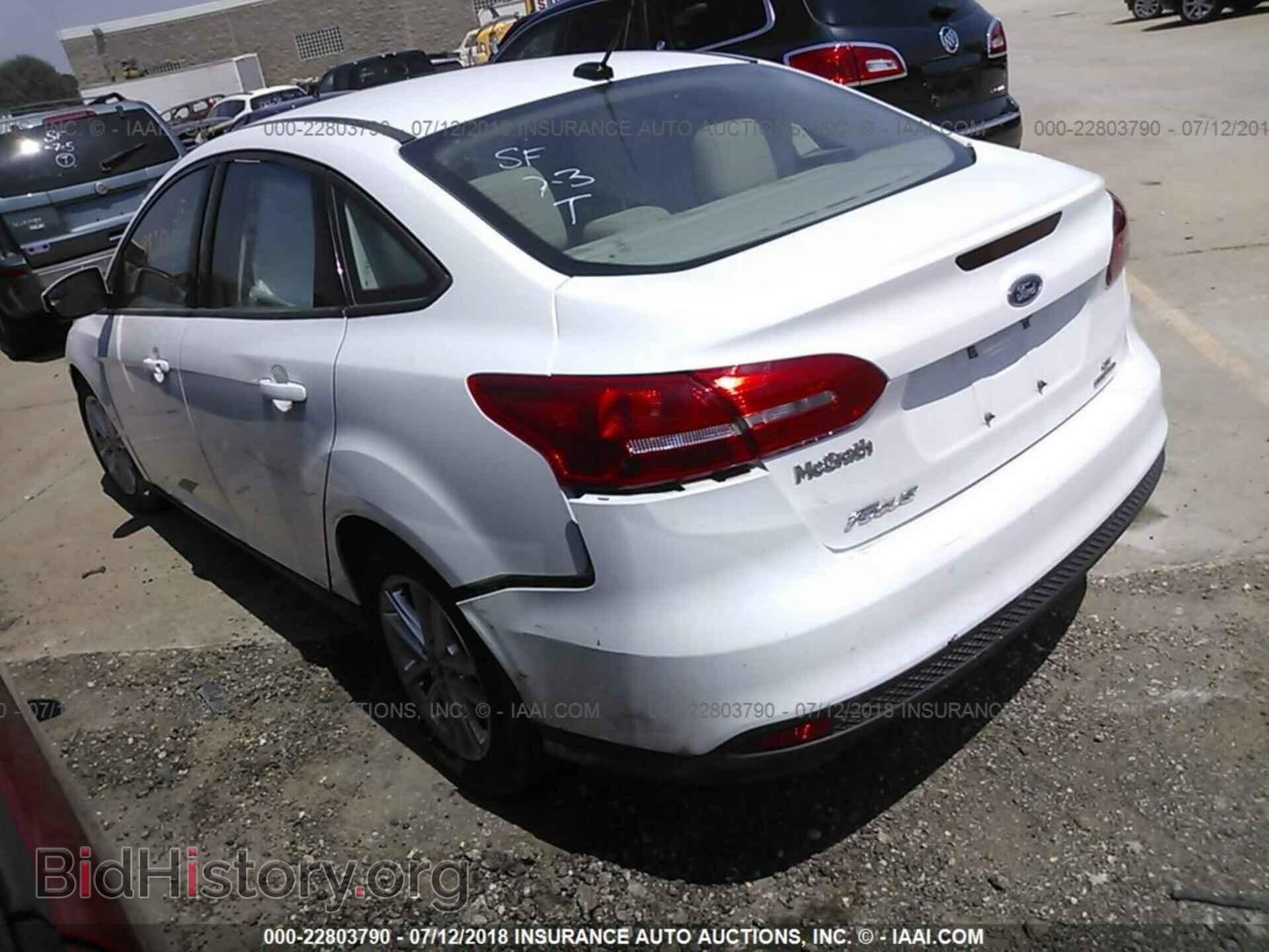 2016 Ford Focus - VIN: 1FADP3F25GL291309 - Фото 3
