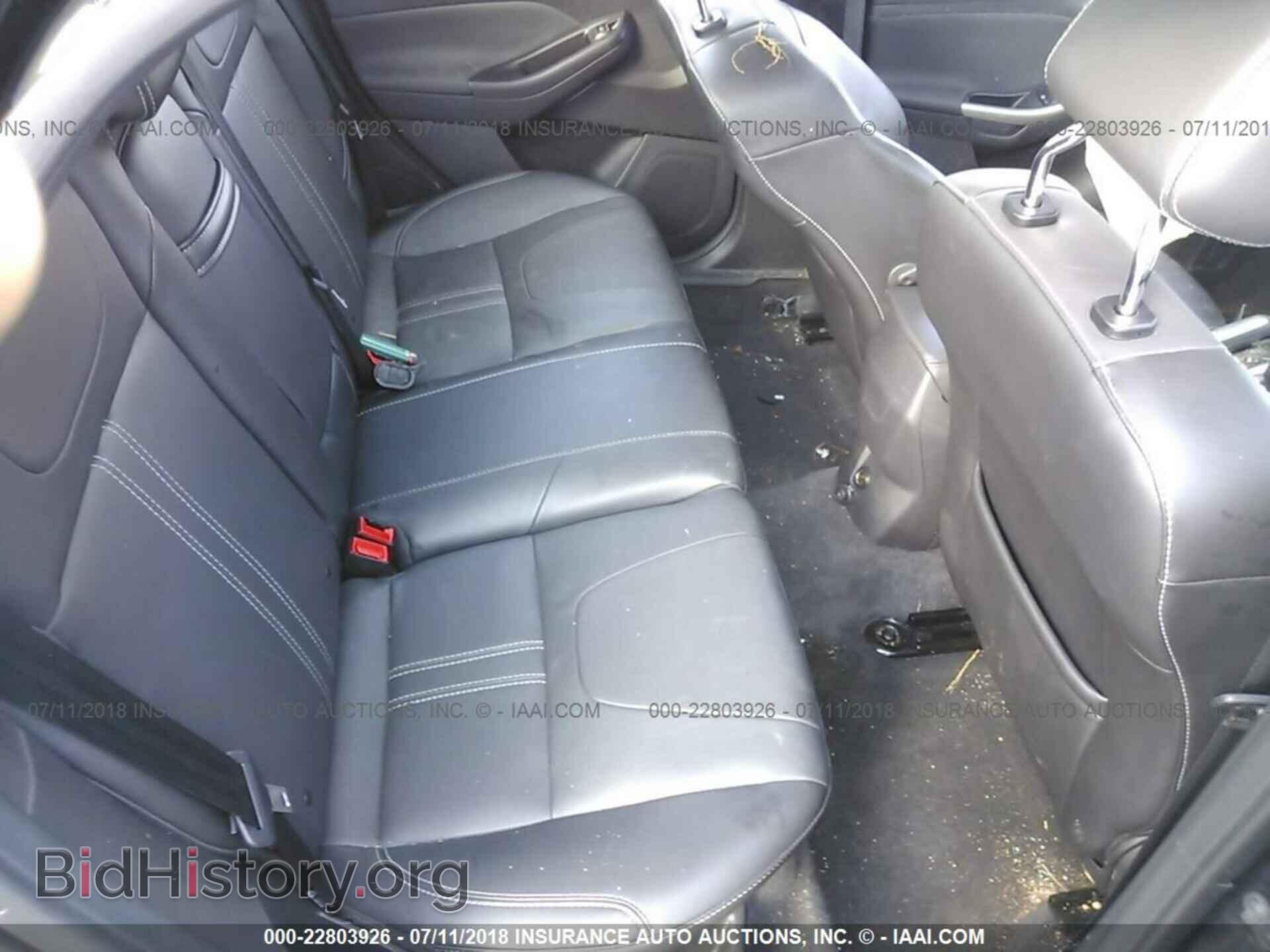 2012 Ford Focus - VIN: 1FAHP3H26CL328974 - Photo 8