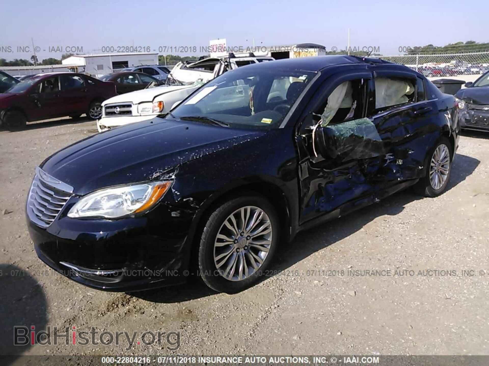 2012 Chrysler 200 - VIN: 1C3CCBAB2CN281939 - Фото 2