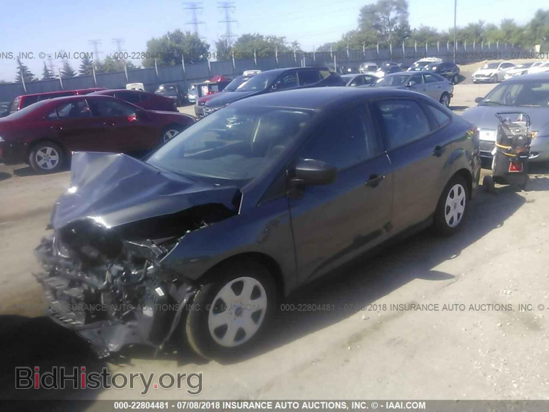 2017 Ford Focus - VIN: 1FADP3E22HL209233 - Фото 2