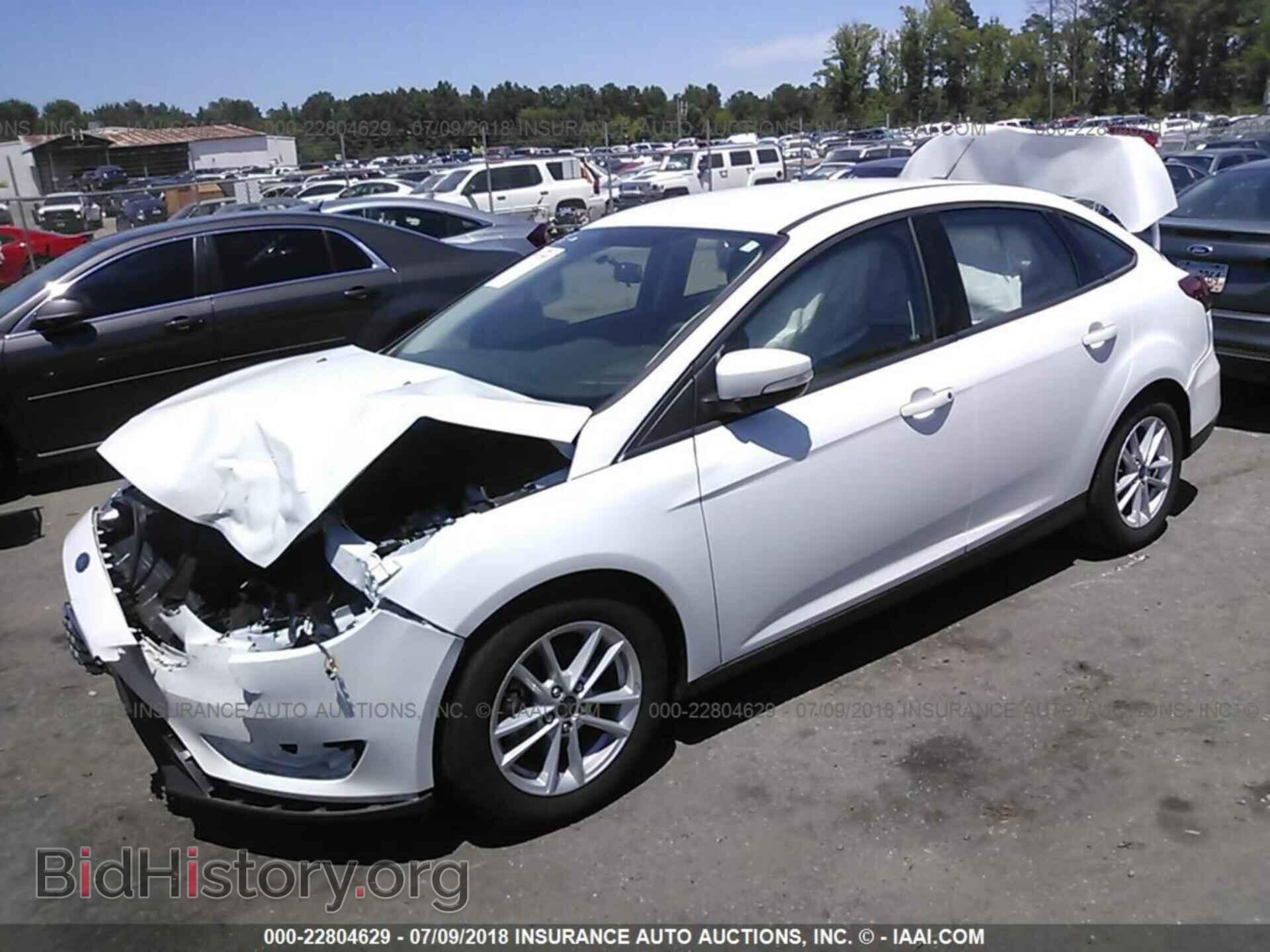 2017 Ford Focus - VIN: 1FADP3F21HL287002 - Фото 2
