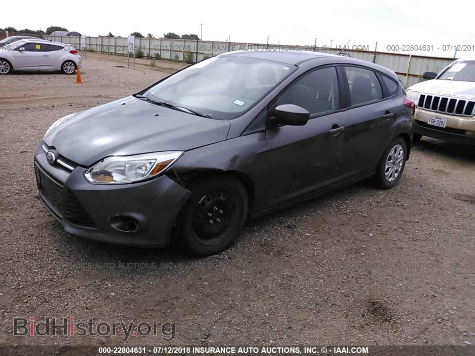 2012 Ford Focus - VIN: 1FAHP3K24CL289942 - Фото 2