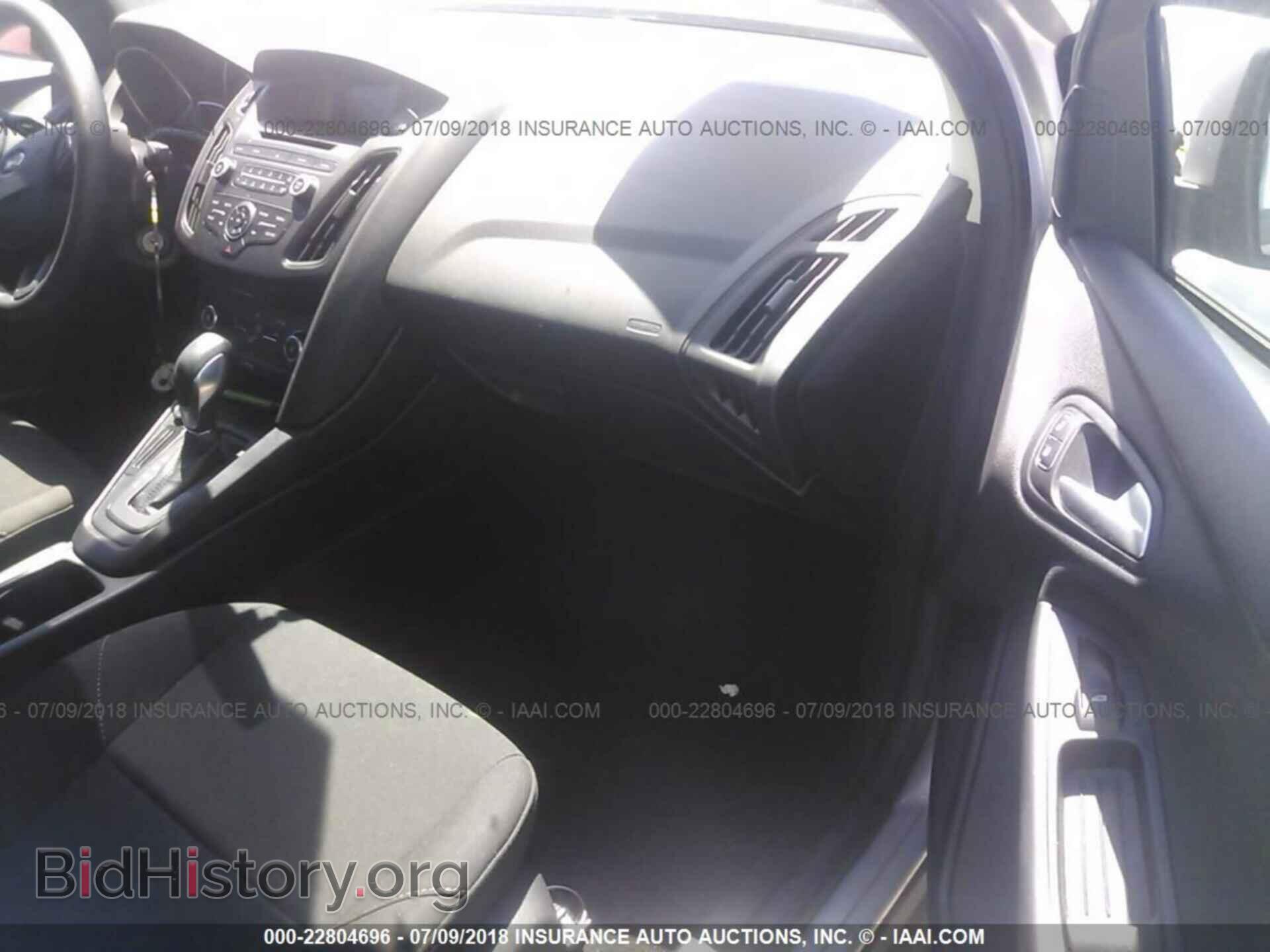 2017 Ford Focus - VIN: 1FADP3F29HL286809 - Фото 5