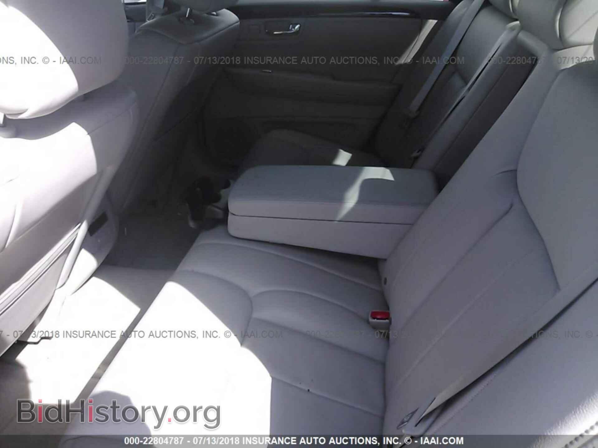 2011 Cadillac Dts - VIN: 1G6KH5E69BU102276 - Фото 8