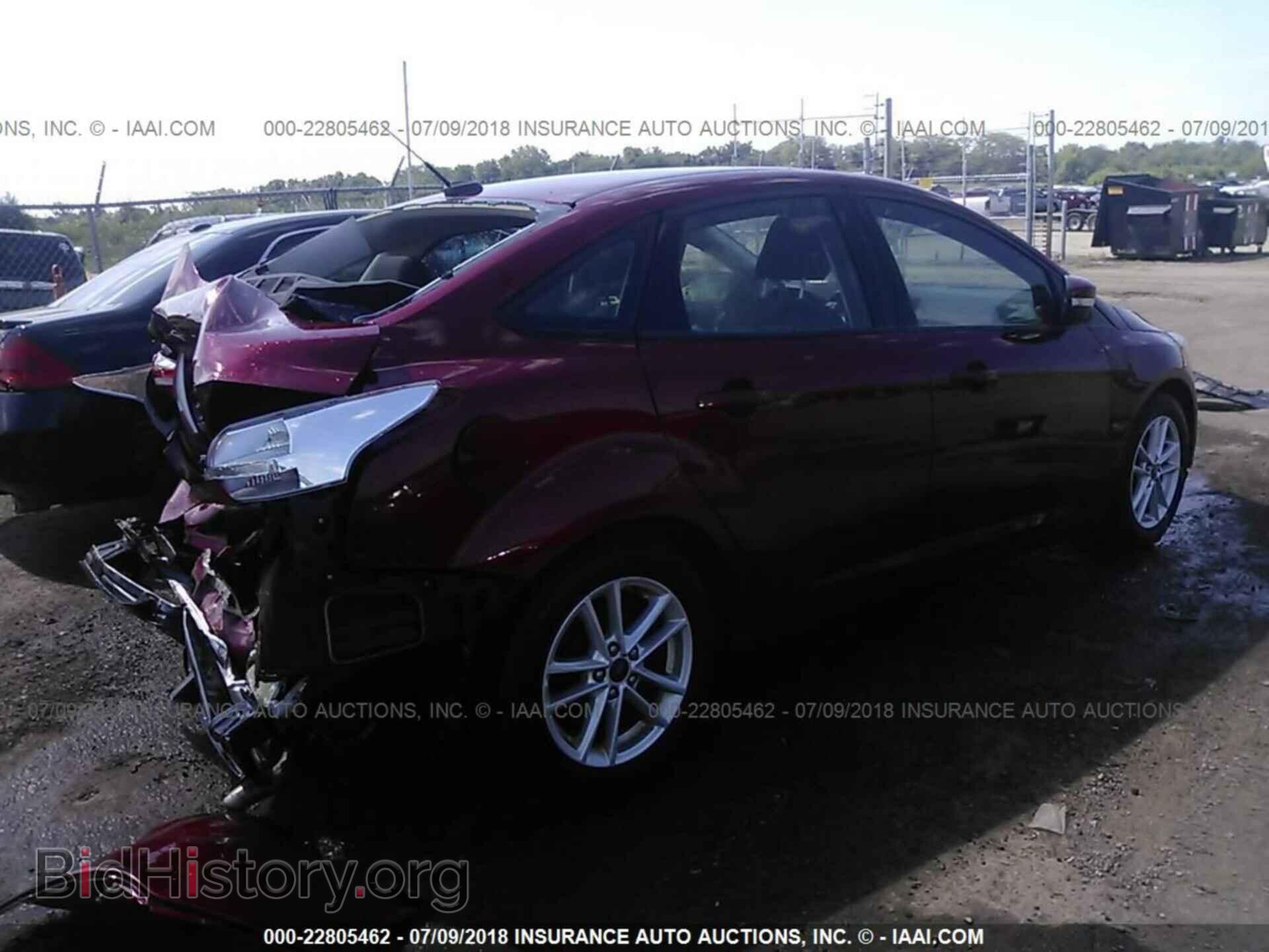 2017 Ford Focus - VIN: 1FADP3F25HL213680 - Фото 4