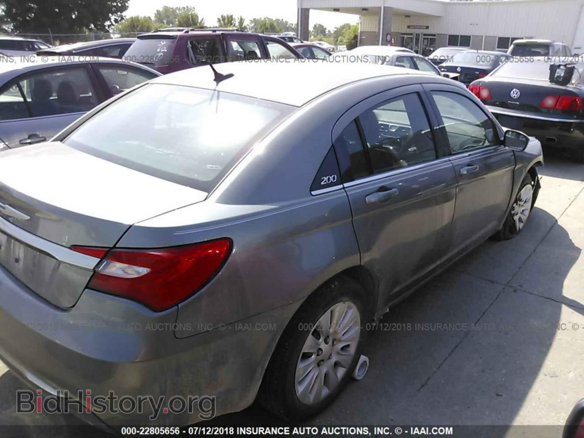 2013 Chrysler 200 - VIN: 1C3CCBAB6DN606190 - Photo 4