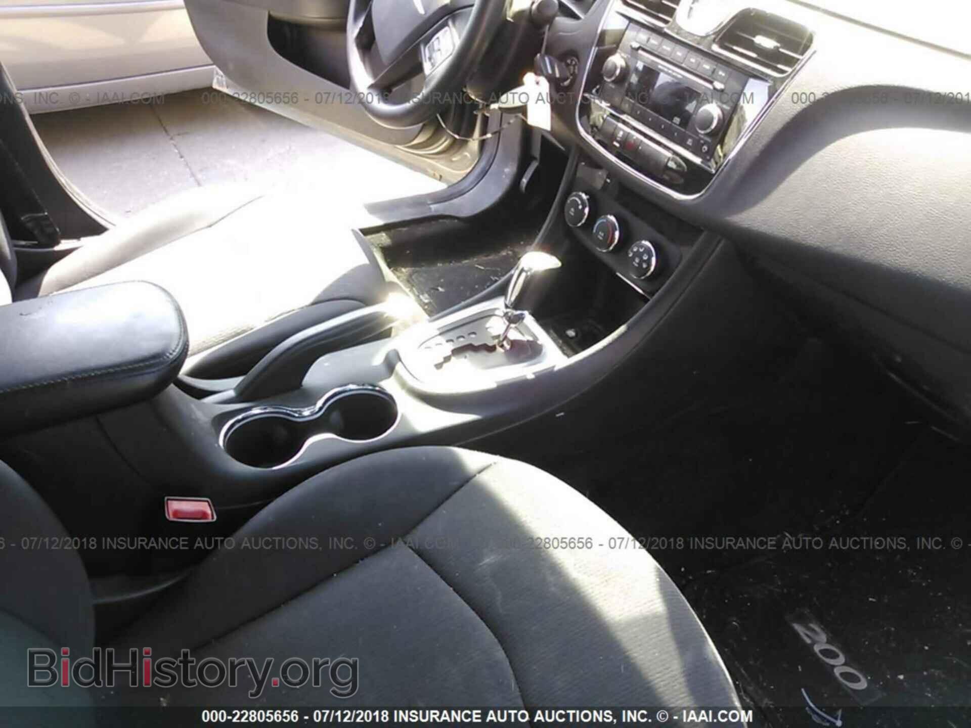 2013 Chrysler 200 - VIN: 1C3CCBAB6DN606190 - Photo 5
