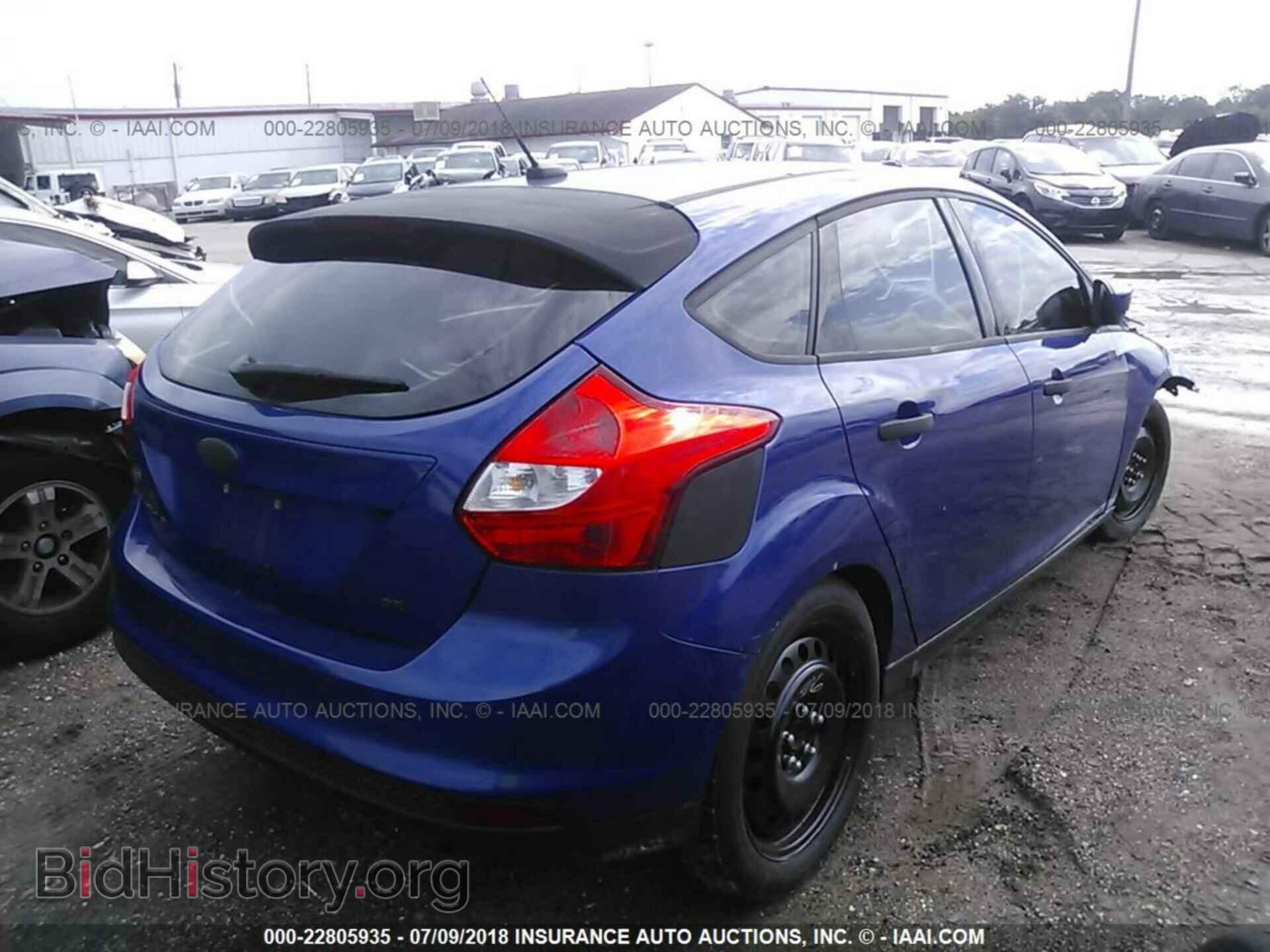 2012 Ford Focus - VIN: 1FAHP3K22CL318774 - Photo 4