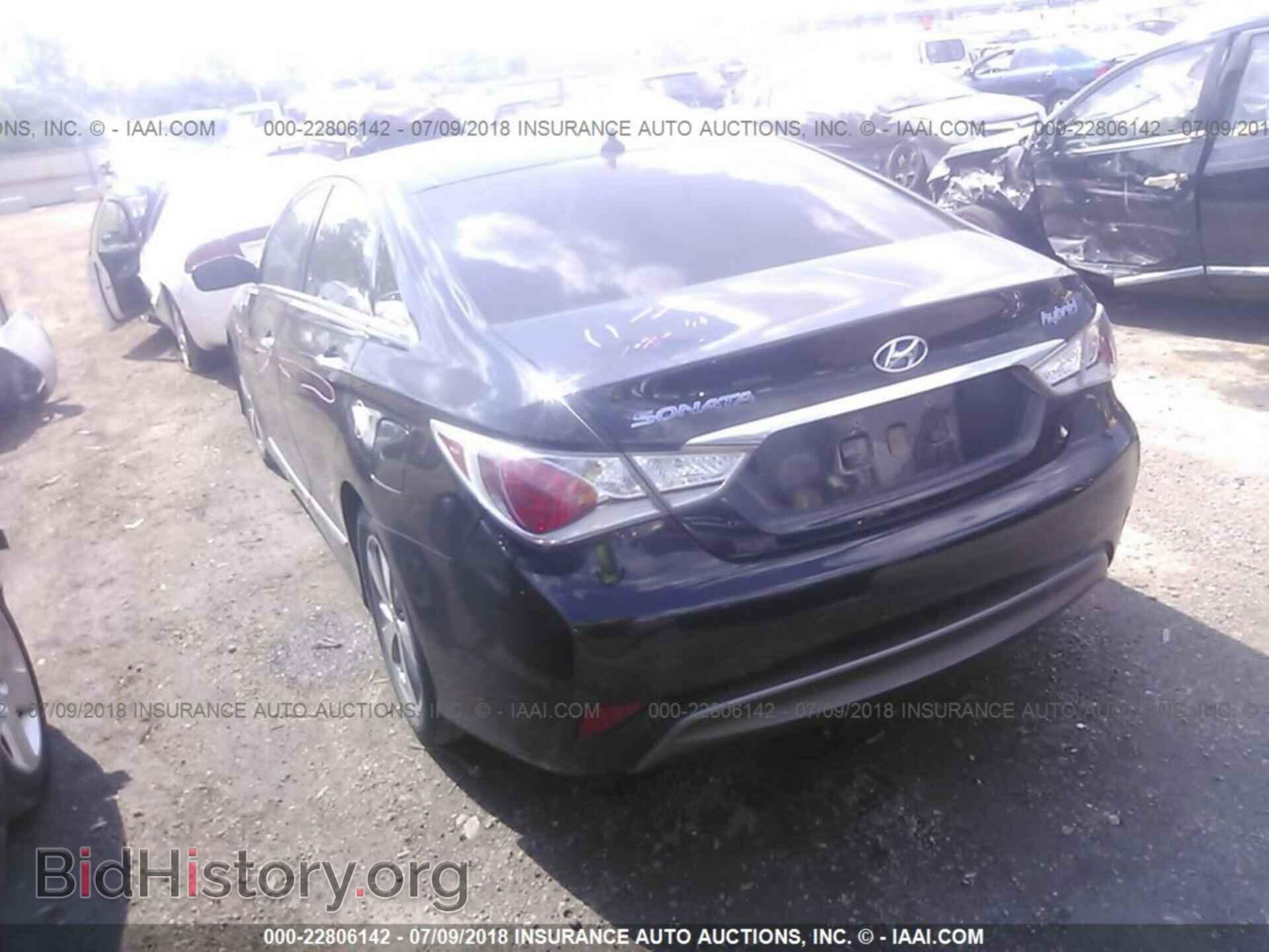 2012 Hyundai Sonata - VIN: KMHEC4A49CA061492 - Фото 3