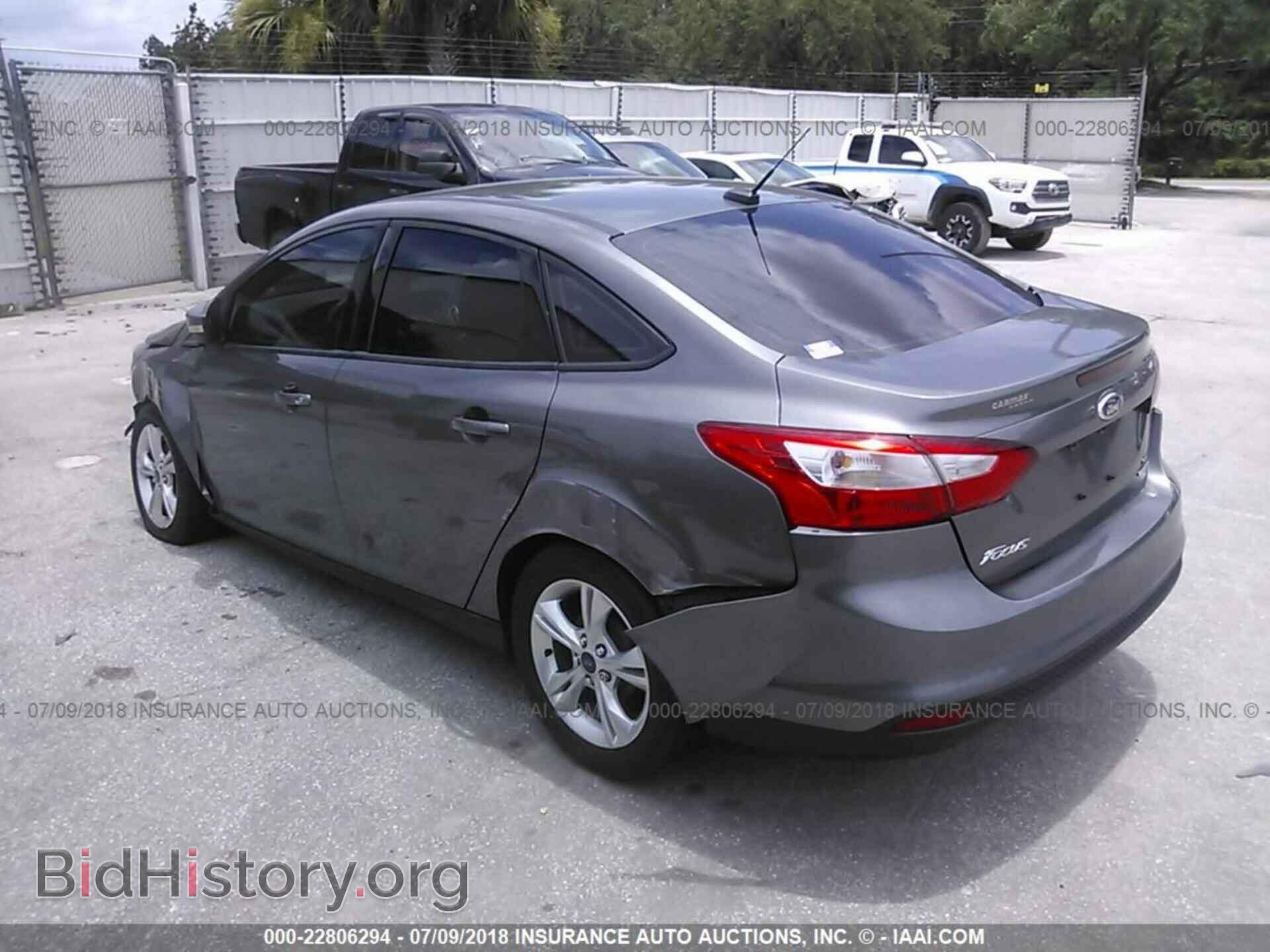 2014 Ford Focus - VIN: 1FADP3F26EL203980 - Фото 3
