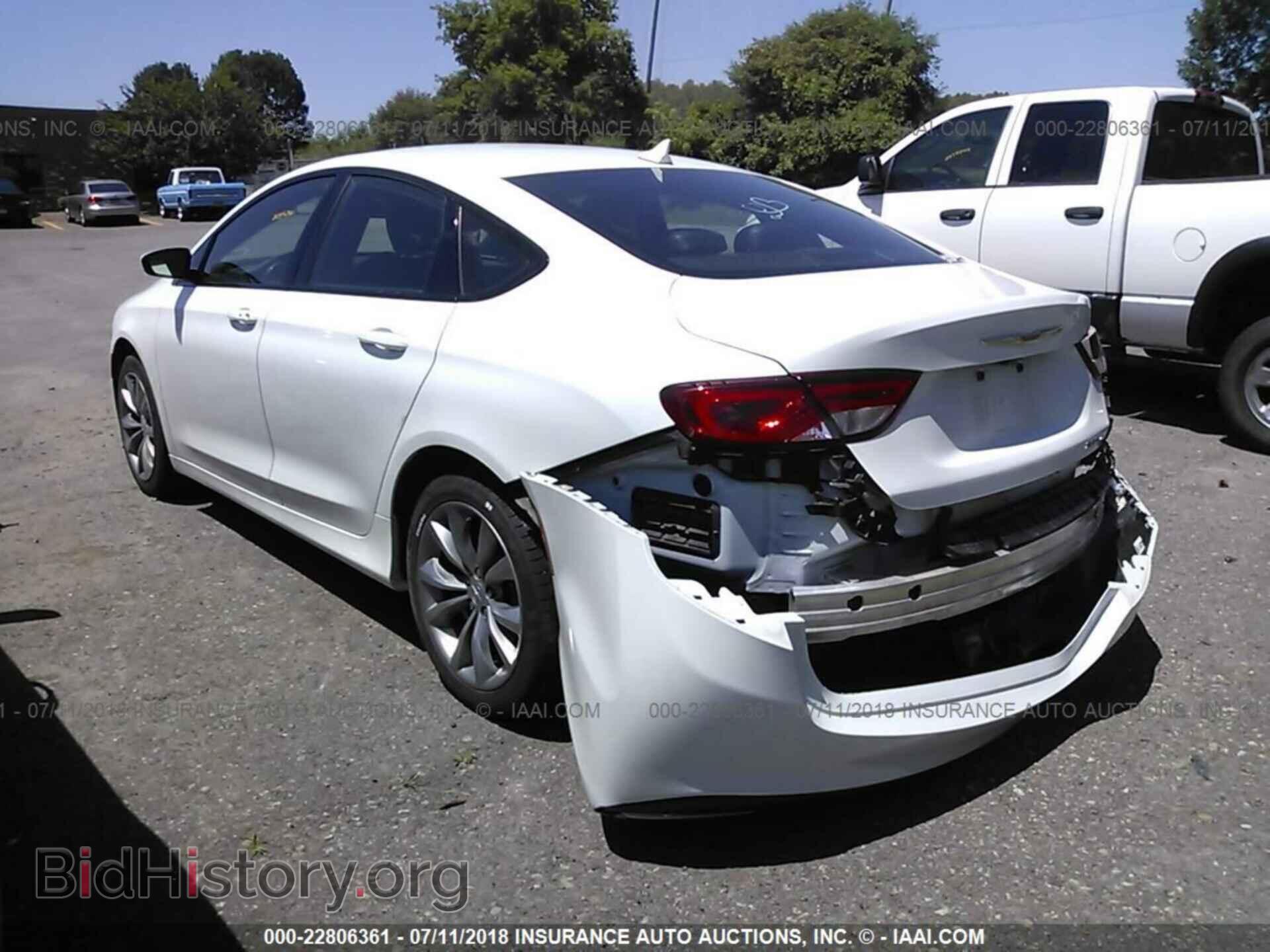 2016 Chrysler 200 - VIN: 1C3CCCBBXGN134827 - Photo 3