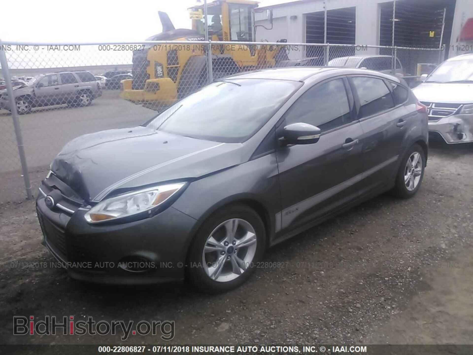 2014 Ford Focus - VIN: 1FADP3K21EL158274 - Photo 2