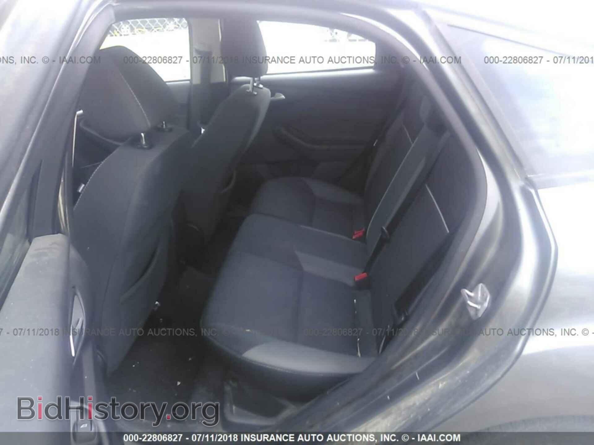 2014 Ford Focus - VIN: 1FADP3K21EL158274 - Photo 8