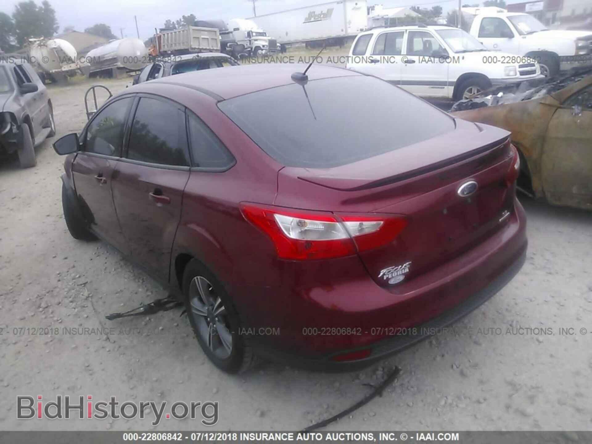 2014 Ford Focus - VIN: 1FADP3F29EL382385 - Фото 3