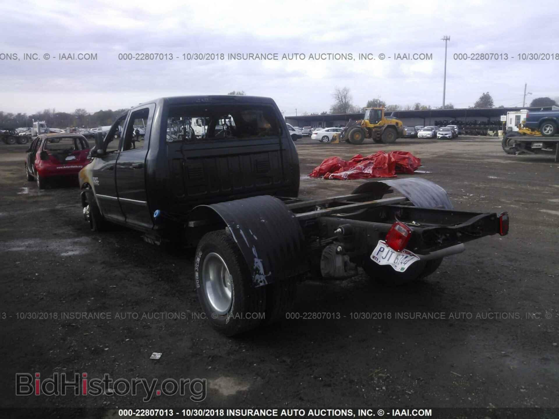 2017 Ram 3500 - VIN: 3C7WRTCL1HG597788 - Фото 3