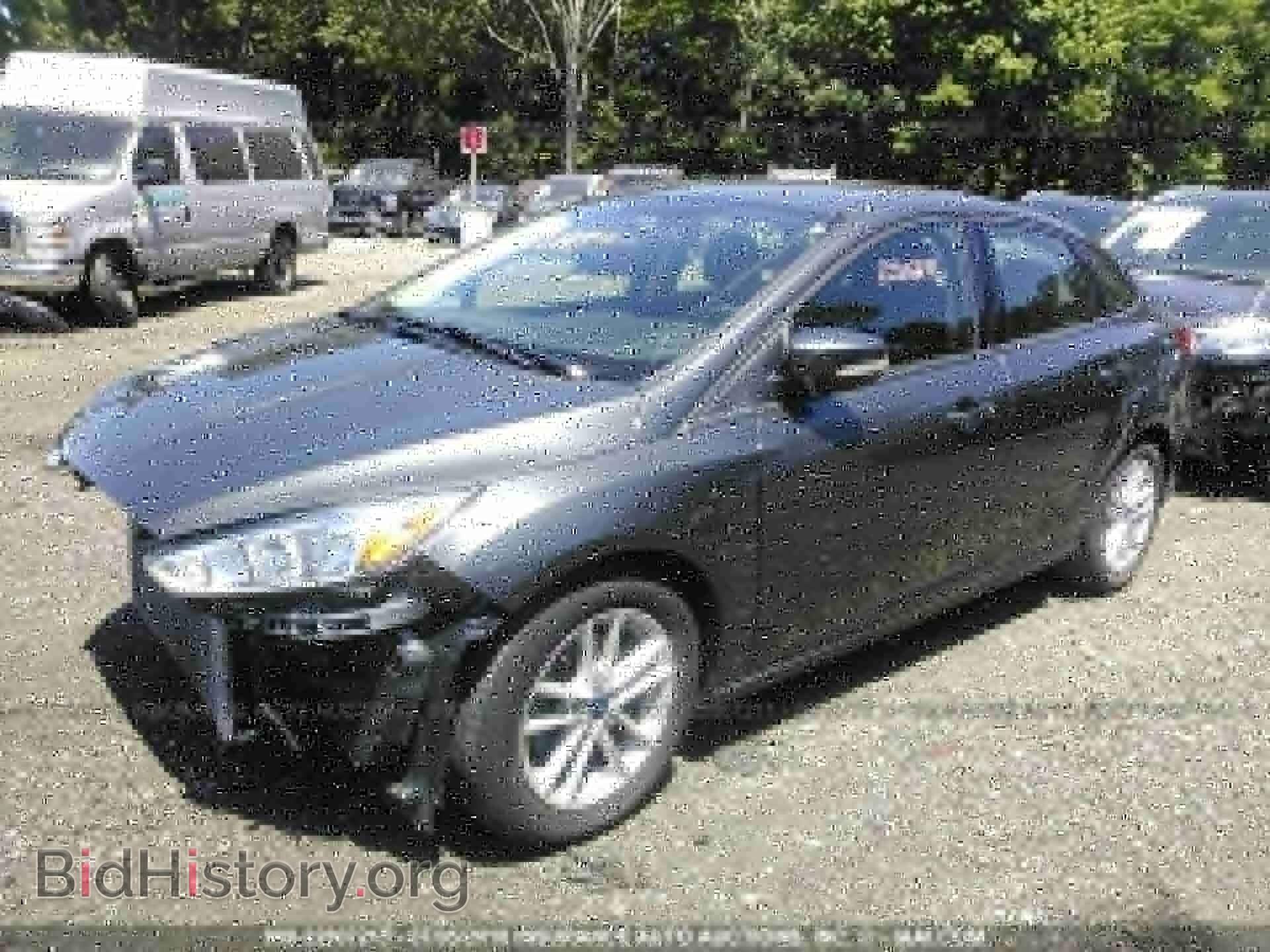 2015 Ford Focus - VIN: 1FADP3F26FL209358 - Фото 2