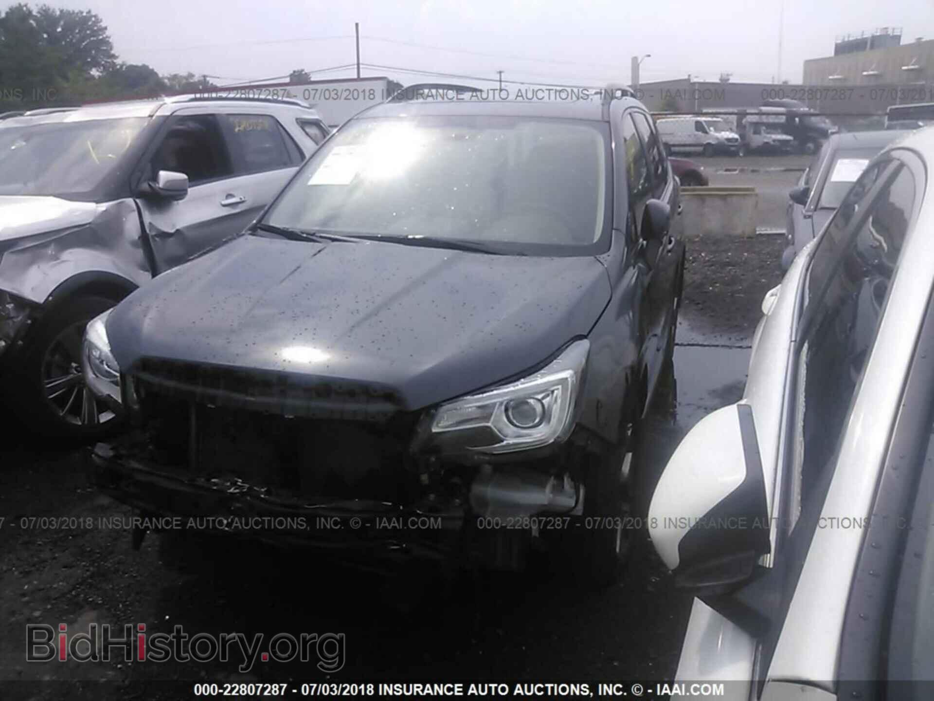 2017 Subaru Forester - VIN: JF2SJAWC5HH449475 - Photo 2