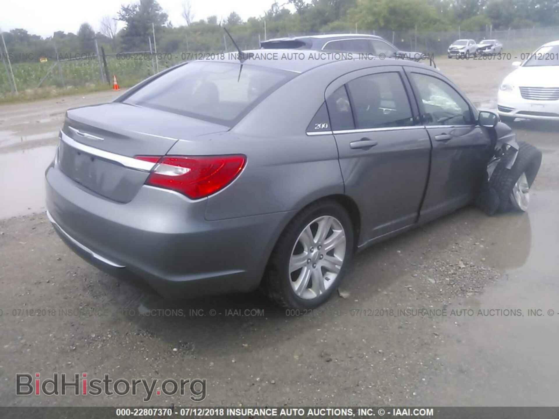 2012 Chrysler 200 - VIN: 1C3CCBBB8CN130893 - Фото 4