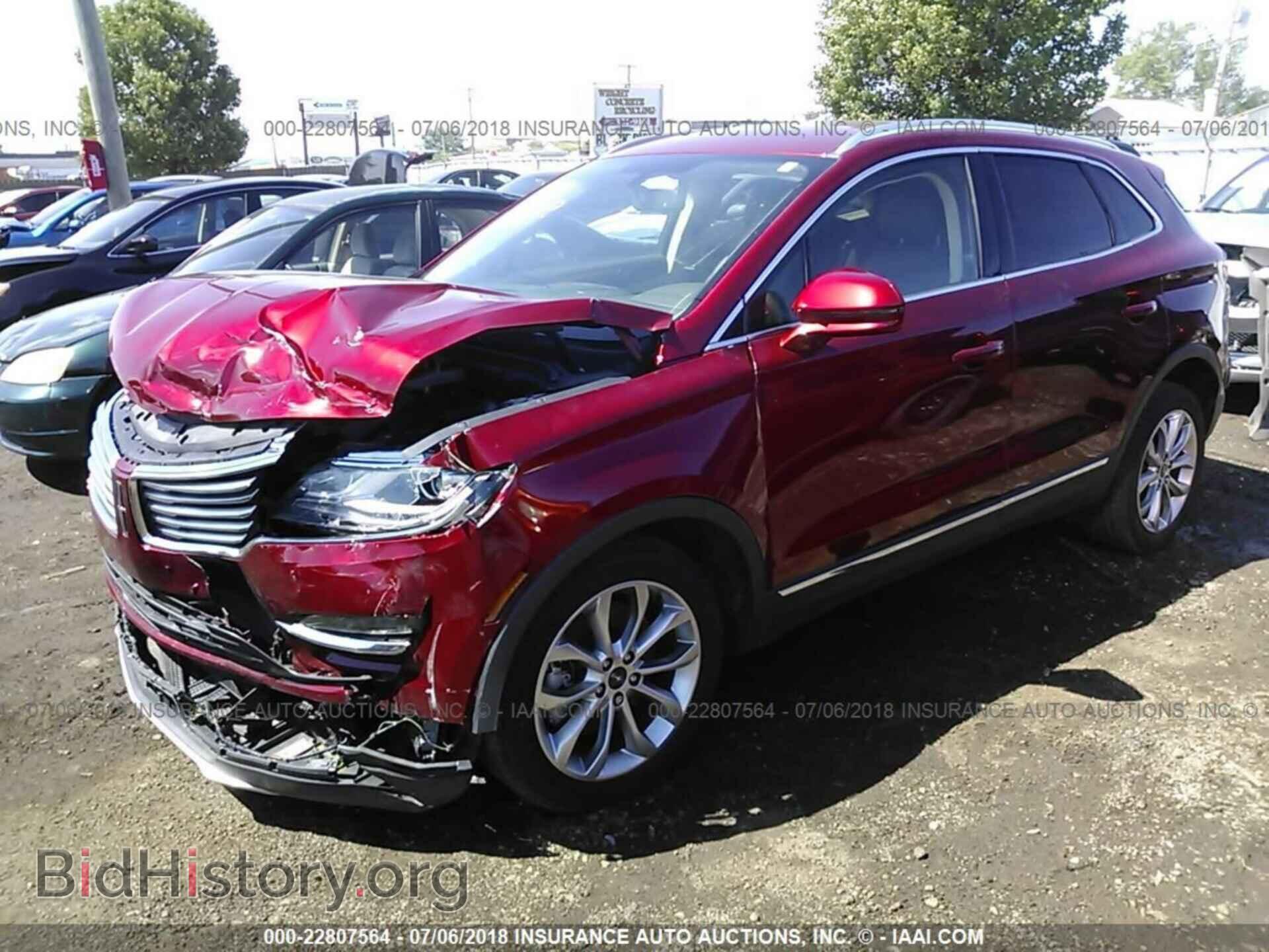 2017 Lincoln Mkc - VIN: 5LMCJ2C97HUL00096 - Photo 2