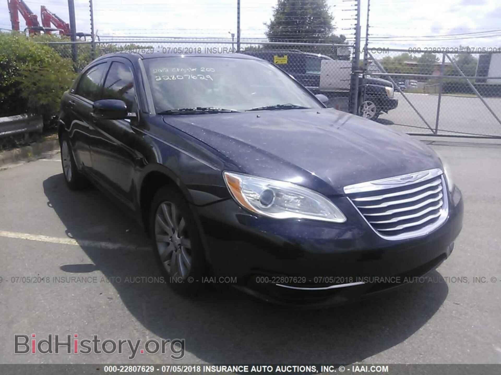 Фотография 1C3CCBBB4CN170517 - Chrysler 200 2012