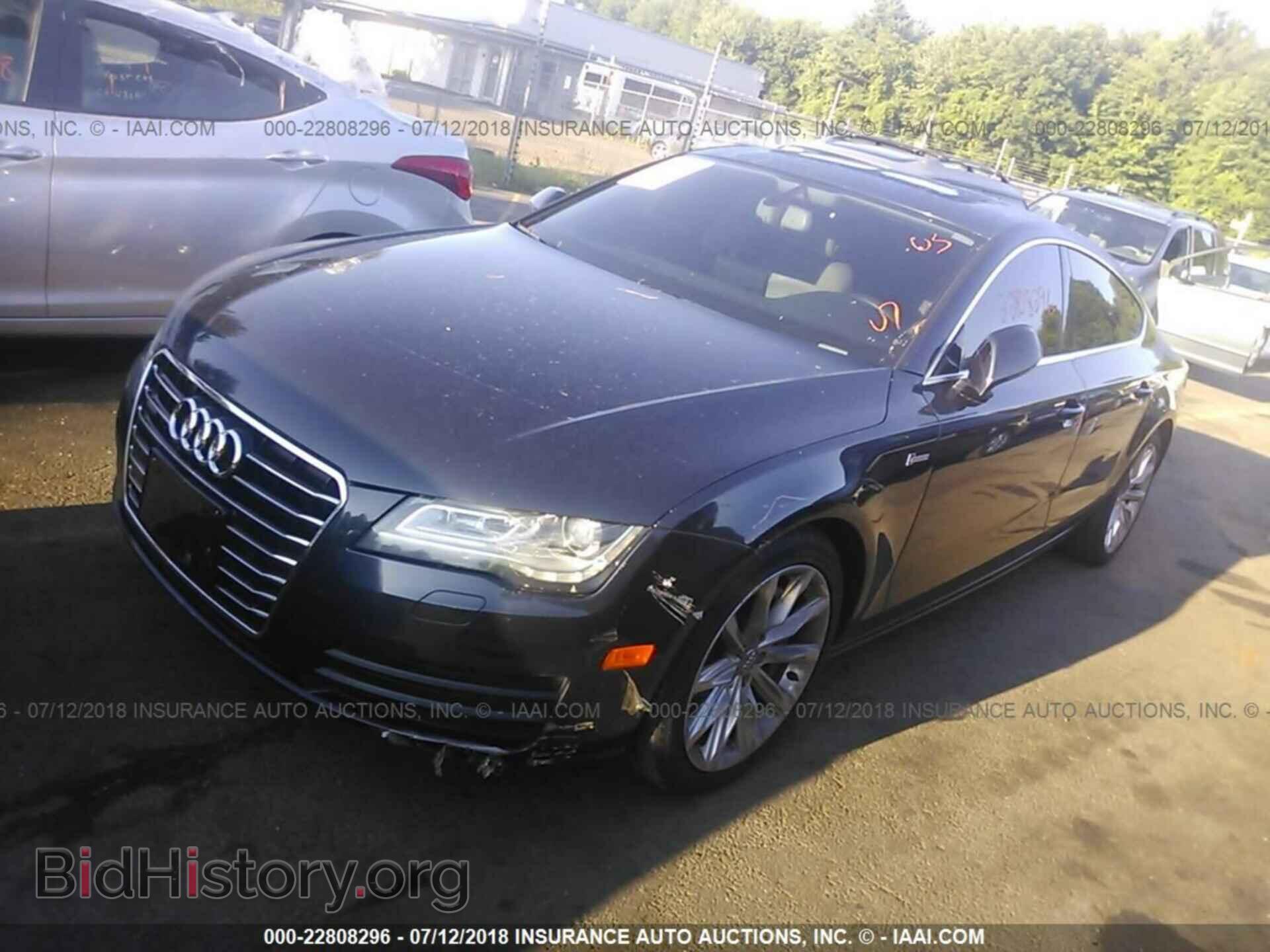 2012 Audi A7 - VIN: WAUYGAFC1CN168661 - Фото 2