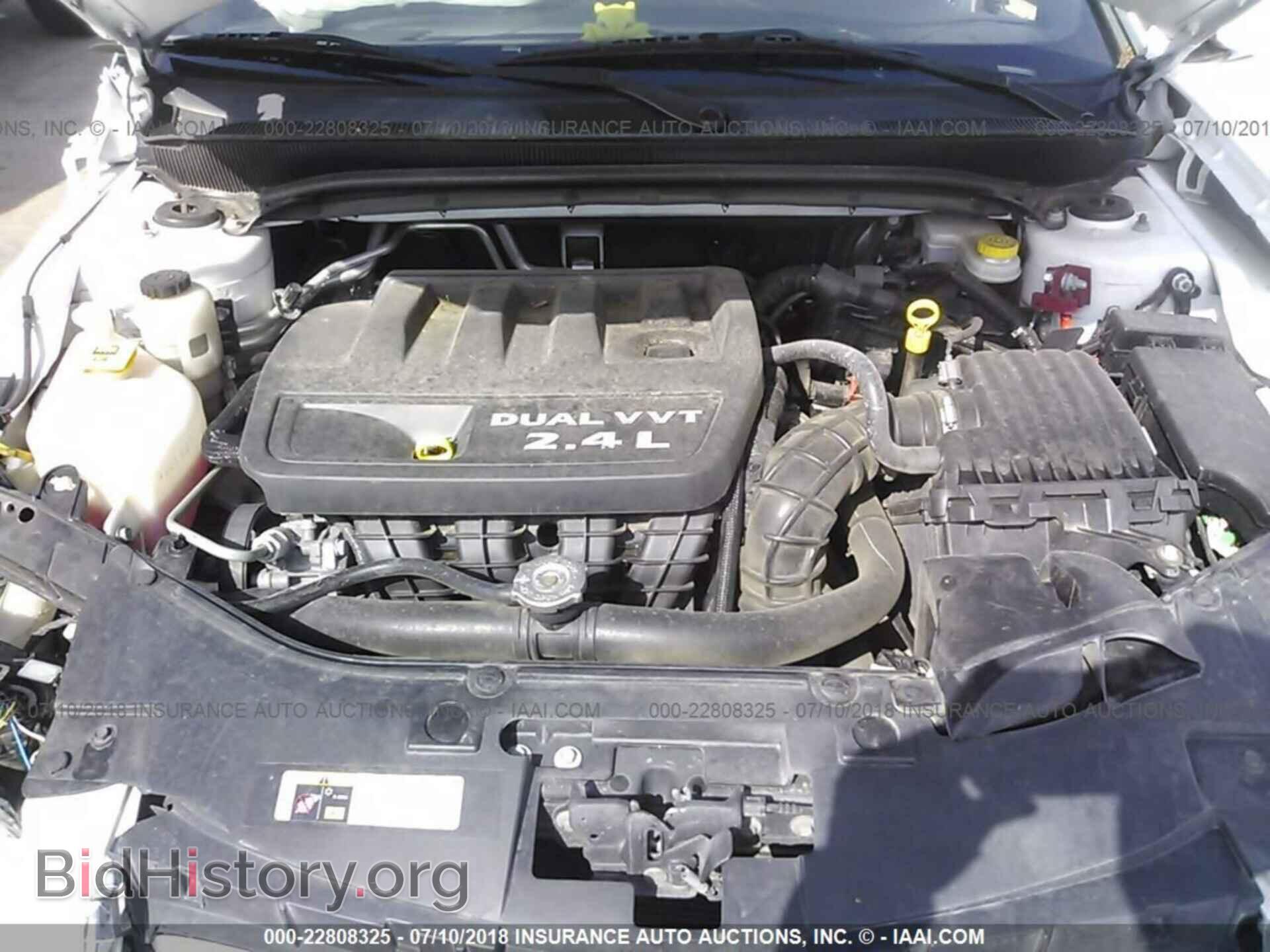 2014 Chrysler 200 - VIN: 1C3CCBAB1EN208564 - Photo 10
