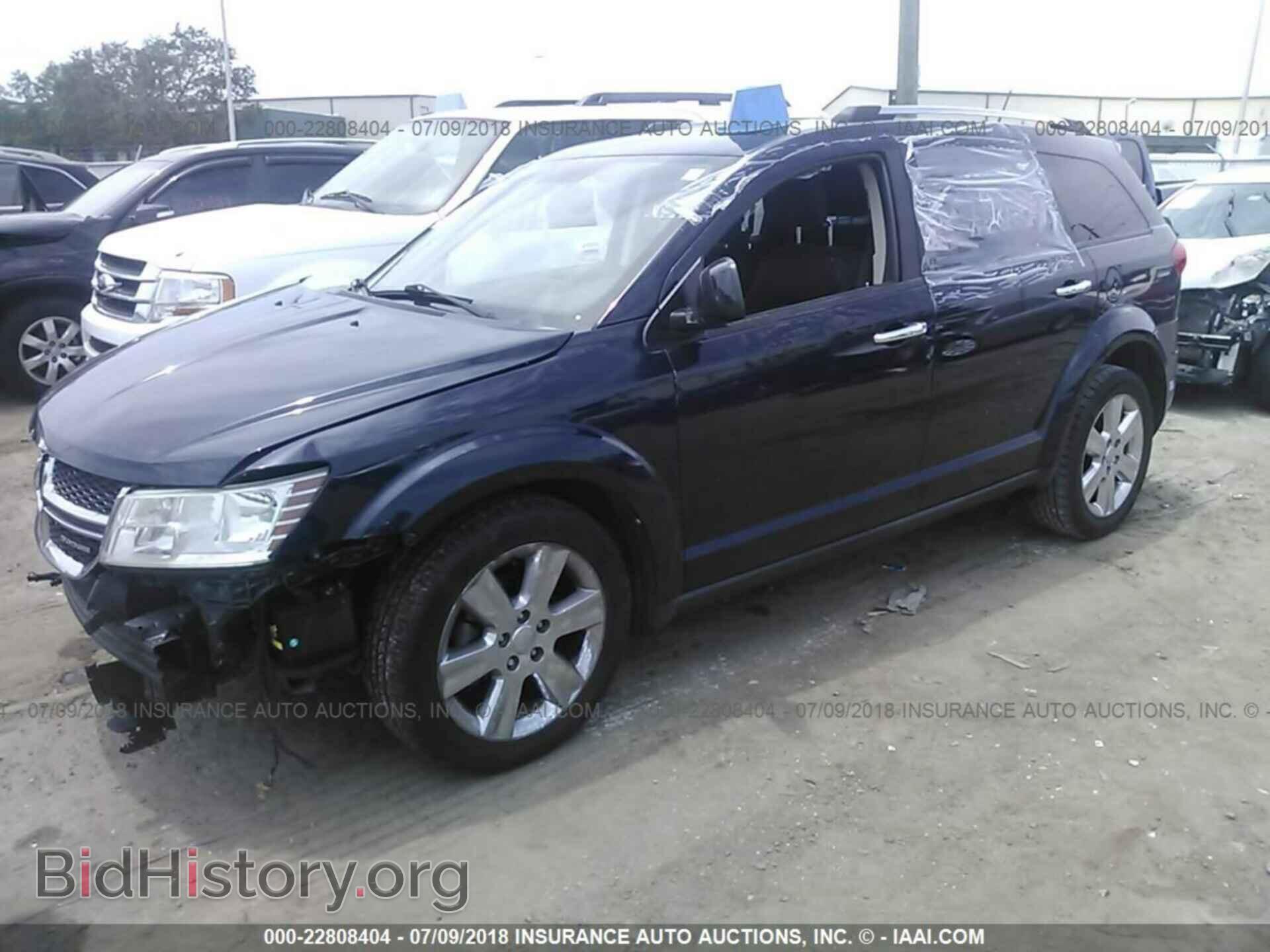 2011 Dodge Journey - VIN: 3D4PG3FG4BT521943 - Photo 2