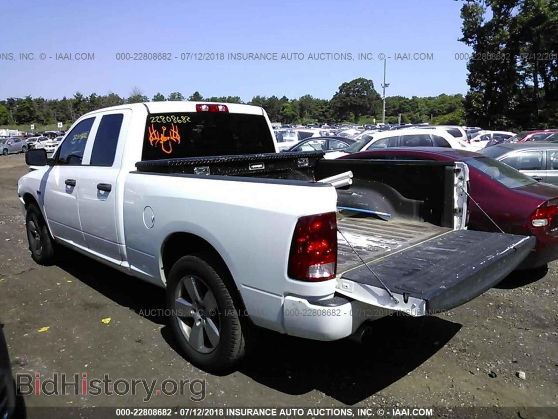 2012 Dodge Ram 1500 - VIN: 1C6RD7FT9CS202986 - Фото 3