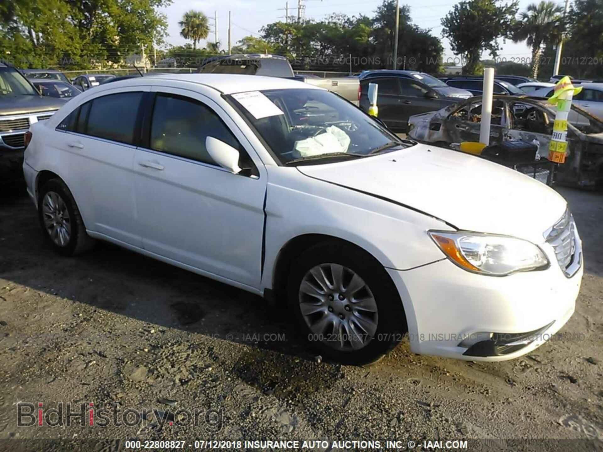 Фотография 1C3CCBAB1CN292611 - Chrysler 200 2012