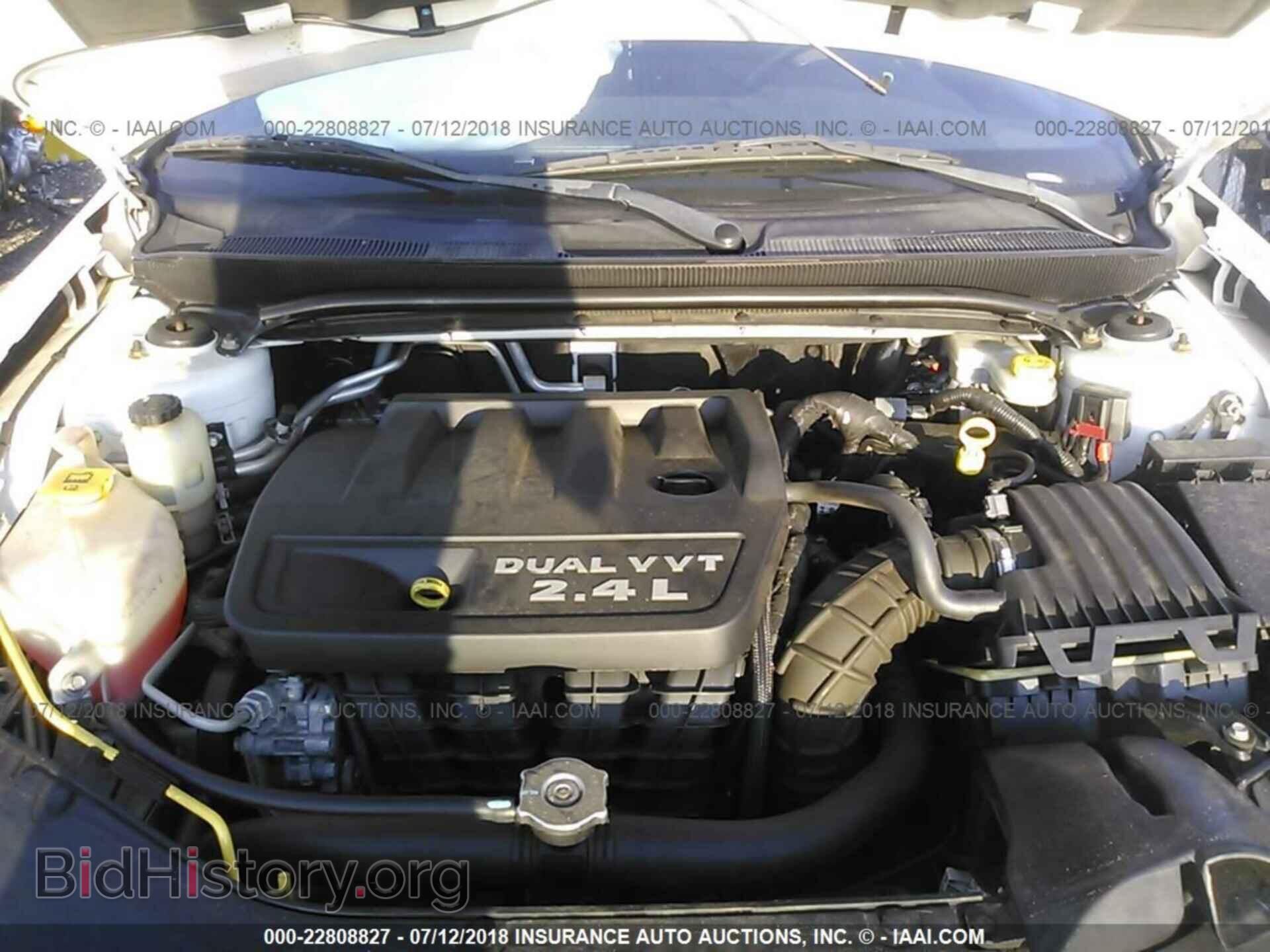 2012 Chrysler 200 - VIN: 1C3CCBAB1CN292611 - Фото 10