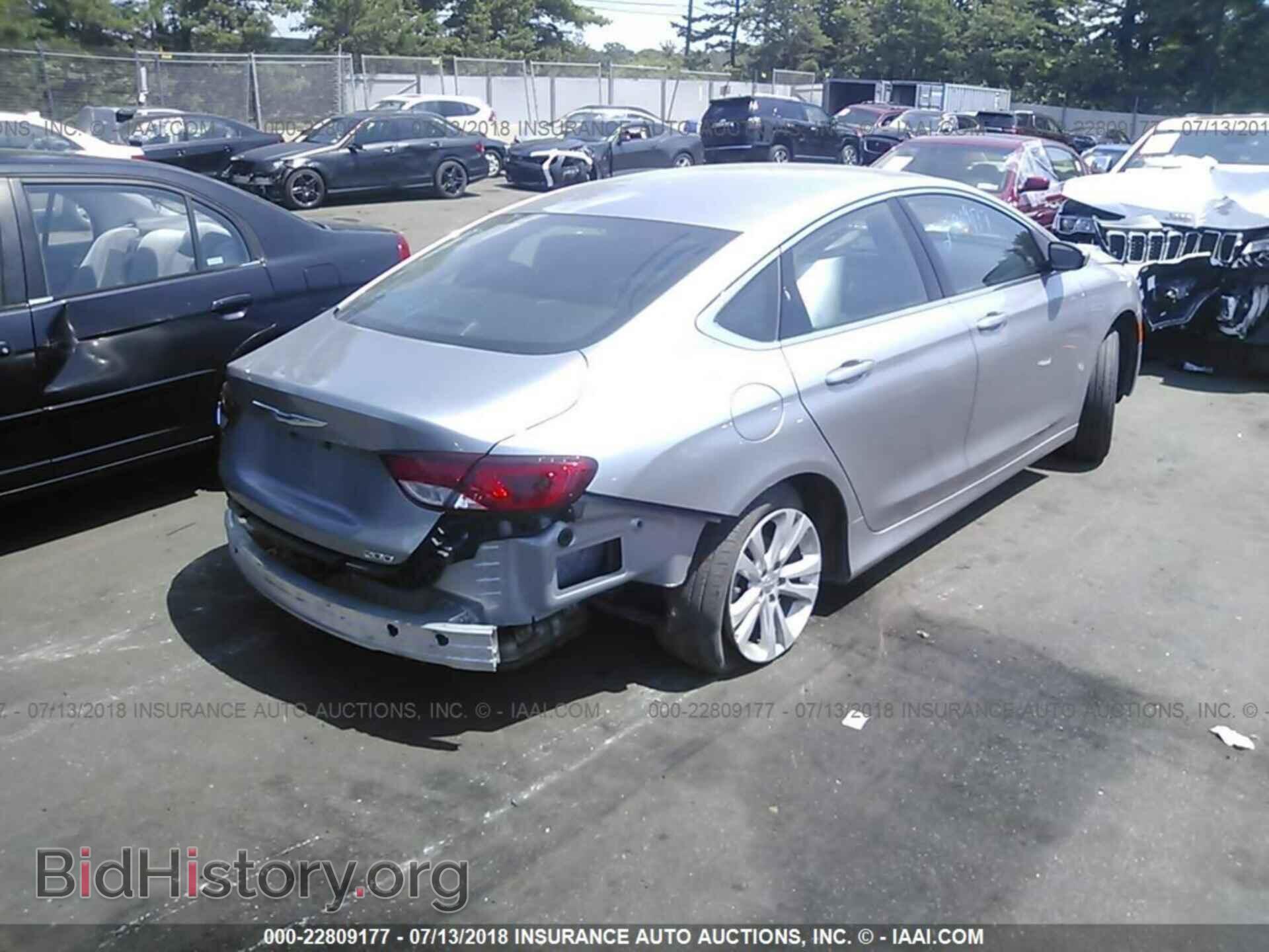 2015 Chrysler 200 - VIN: 1C3CCCAB0FN703023 - Photo 4