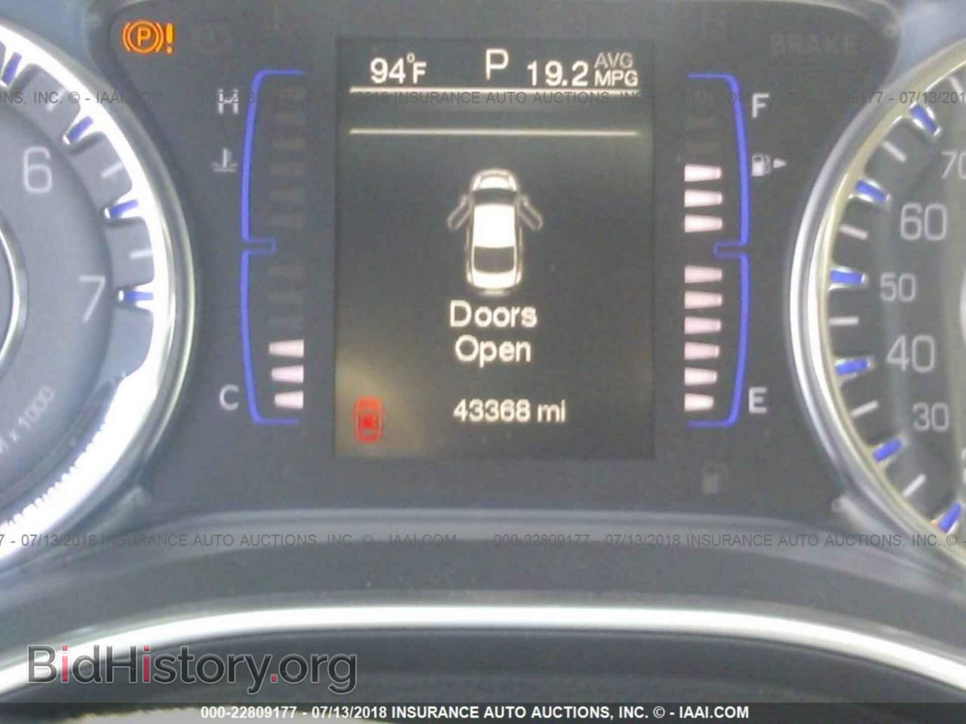 2015 Chrysler 200 - VIN: 1C3CCCAB0FN703023 - Photo 7