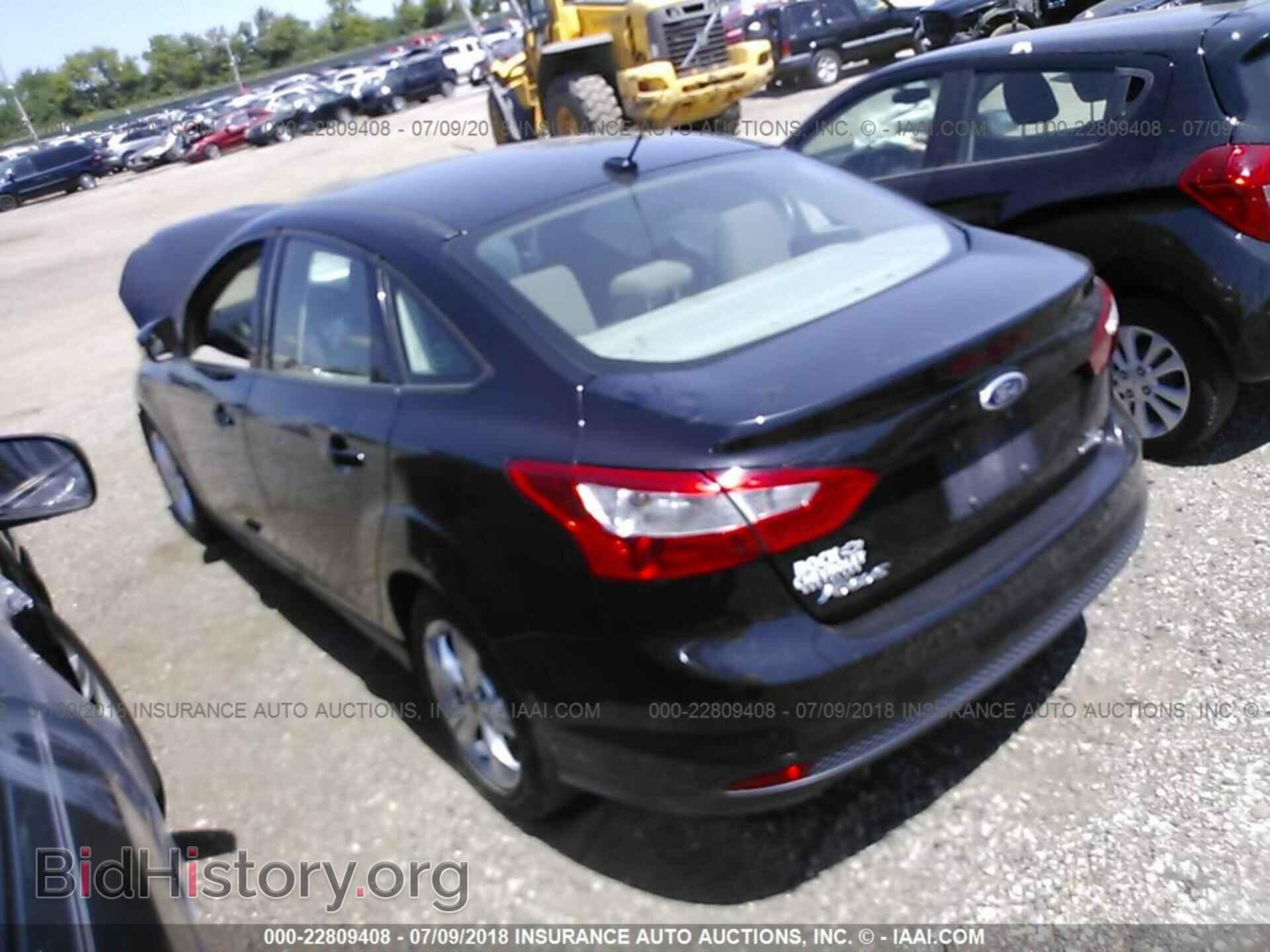 2014 Ford Focus - VIN: 1FADP3F20EL162973 - Фото 3