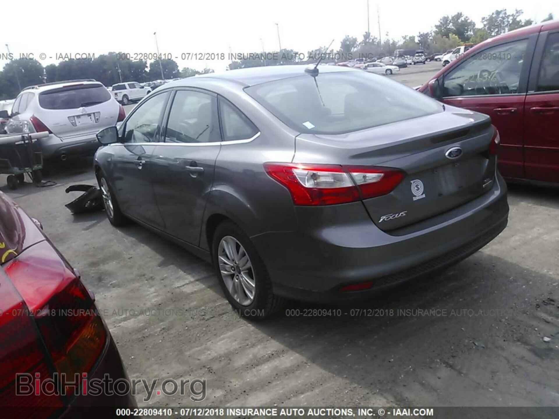 2012 Ford Focus - VIN: 1FAHP3H21CL437486 - Photo 3