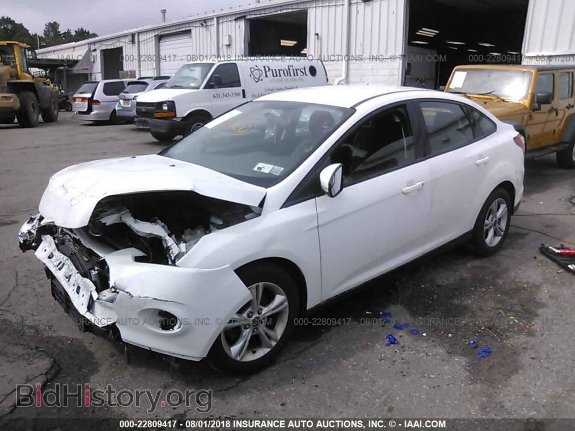 2013 Ford Focus - VIN: 1FADP3F29DL291423 - Photo 2